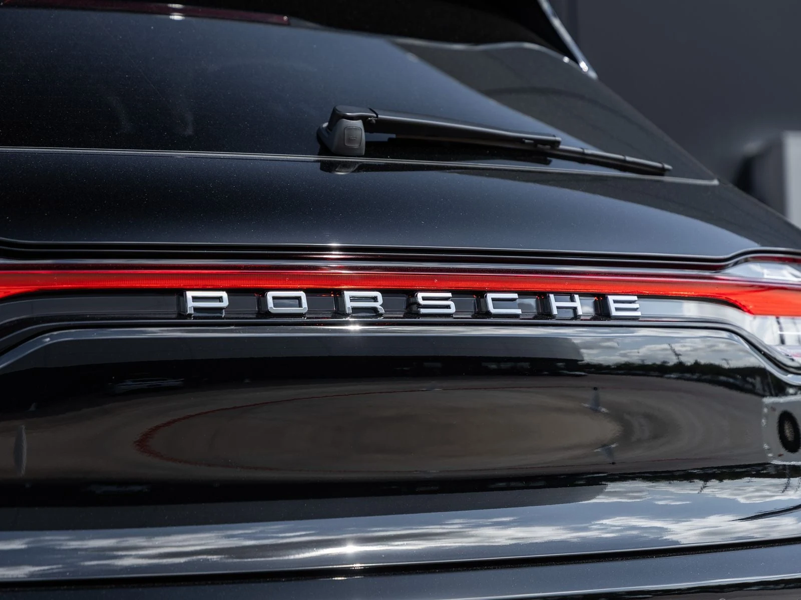 2026 Porsche Macan (95B), 14/20