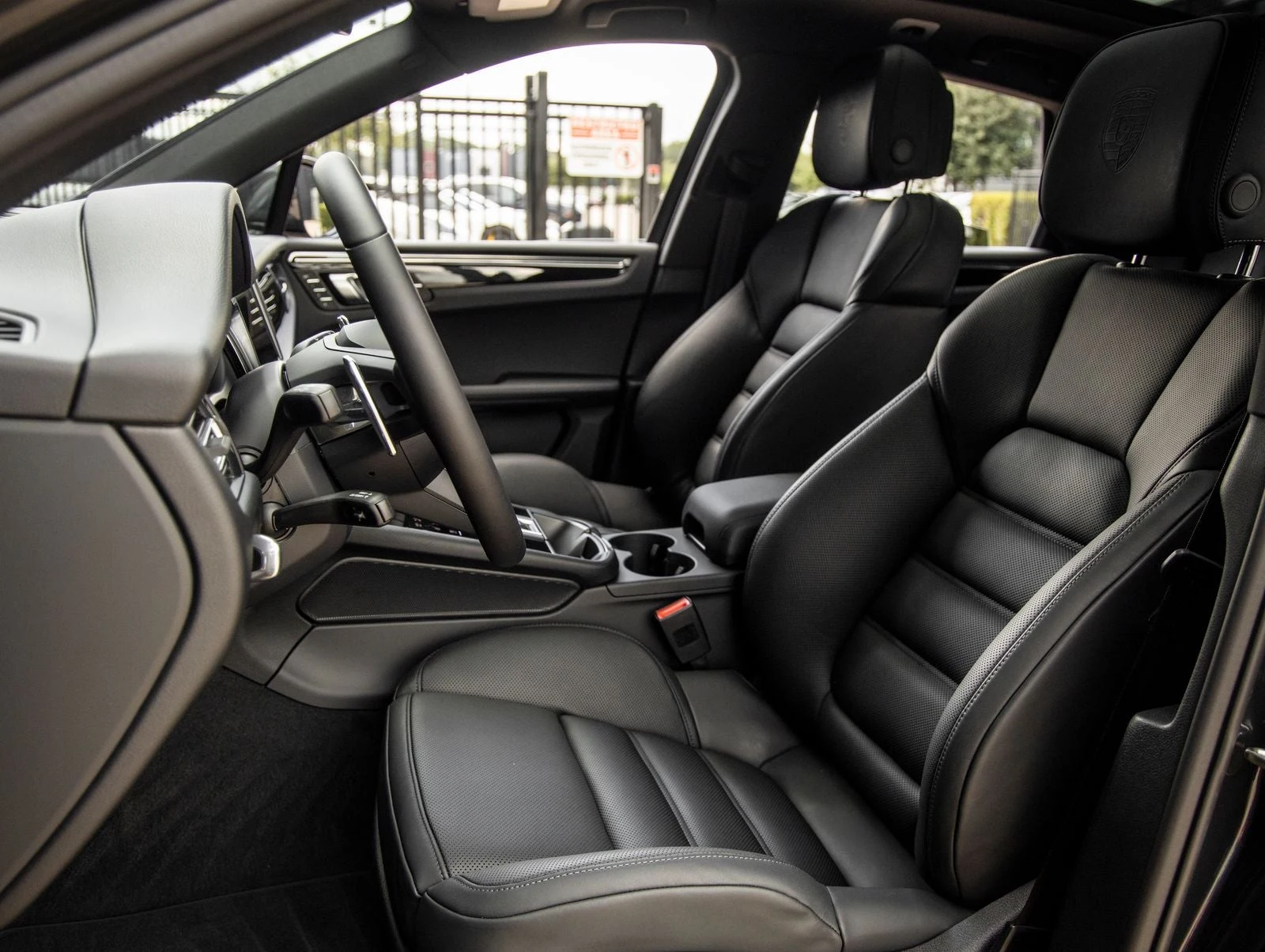 2026 Porsche Macan (95B), 5/20