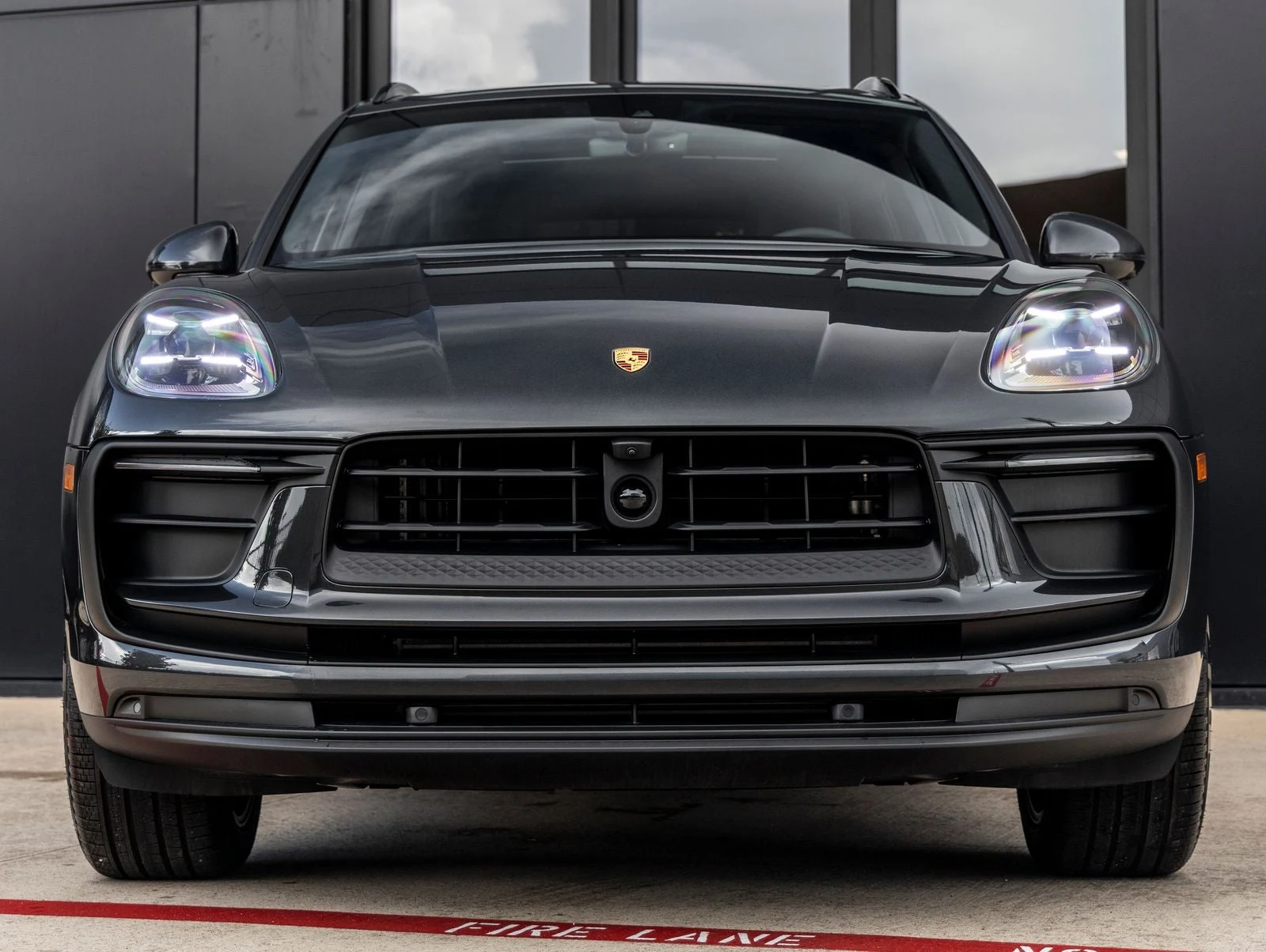 2026 Porsche Macan (95B), 8/20
