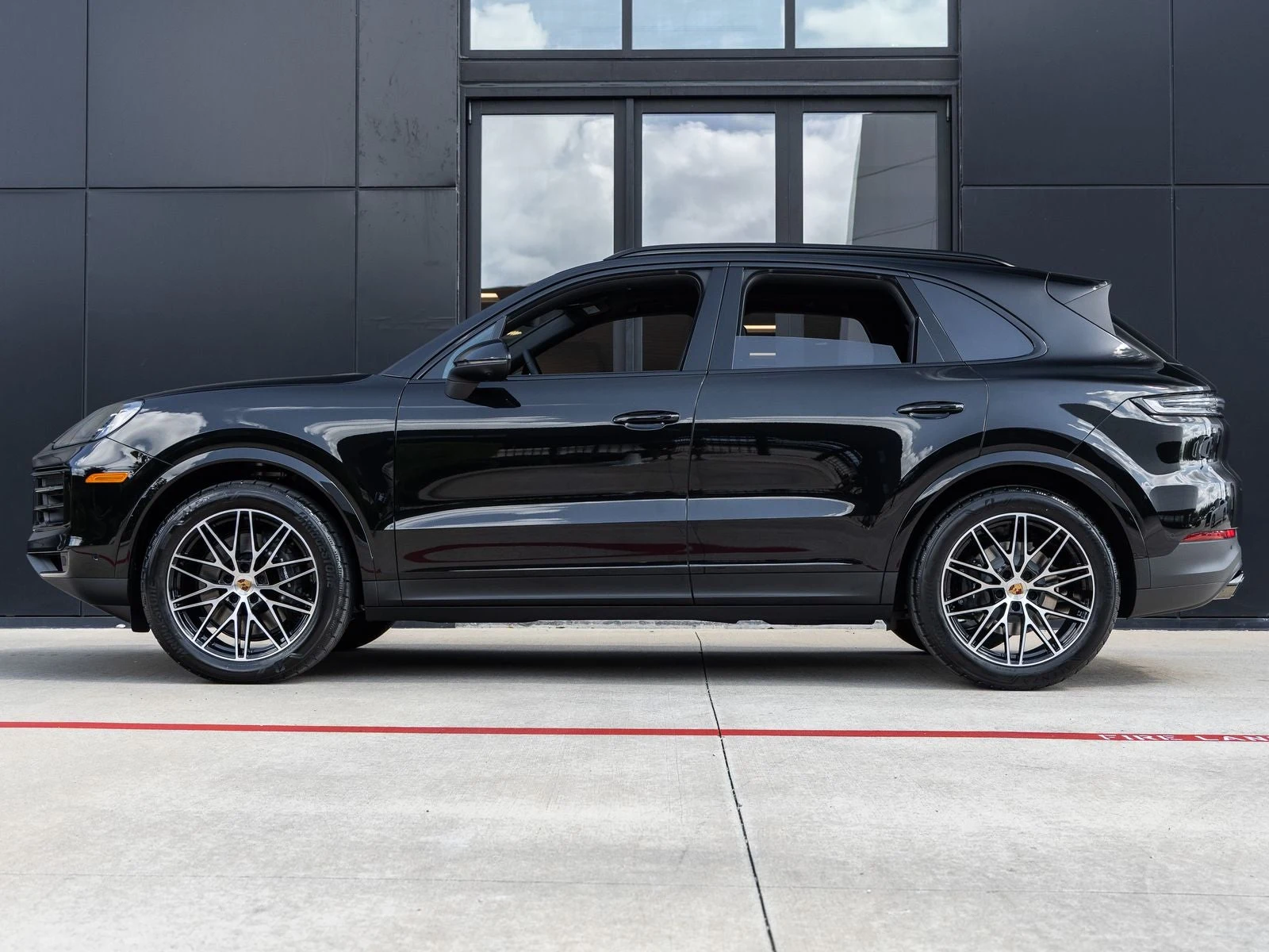2026 Porsche Cayenne (3rd Generation), 2/20