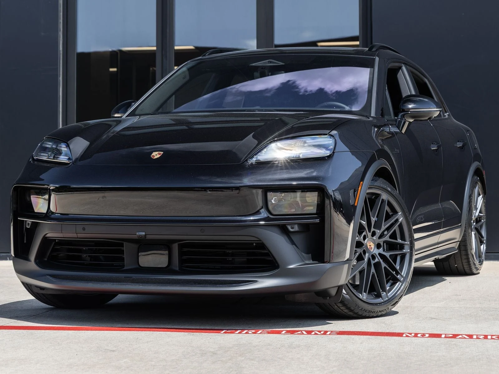 Porsche Macan GTS Electric (XAB) · Jet Black Metallic · Indigo Auto Group