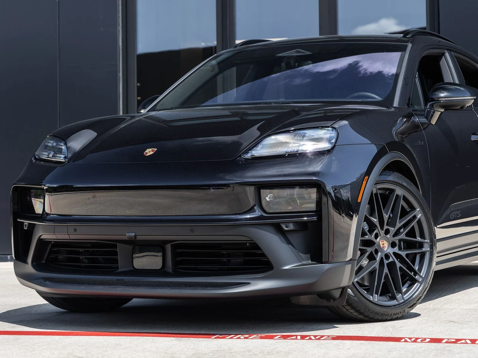 2026 Porsche Macan GTS Electric (XAB), 7/20