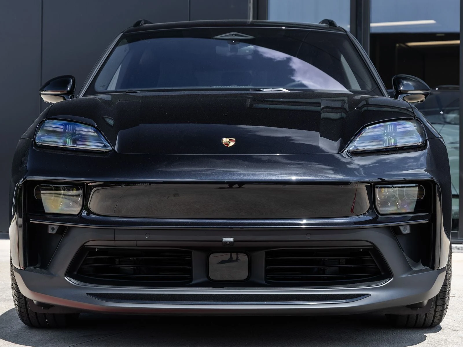 2026 Porsche Macan GTS Electric (XAB), 8/20