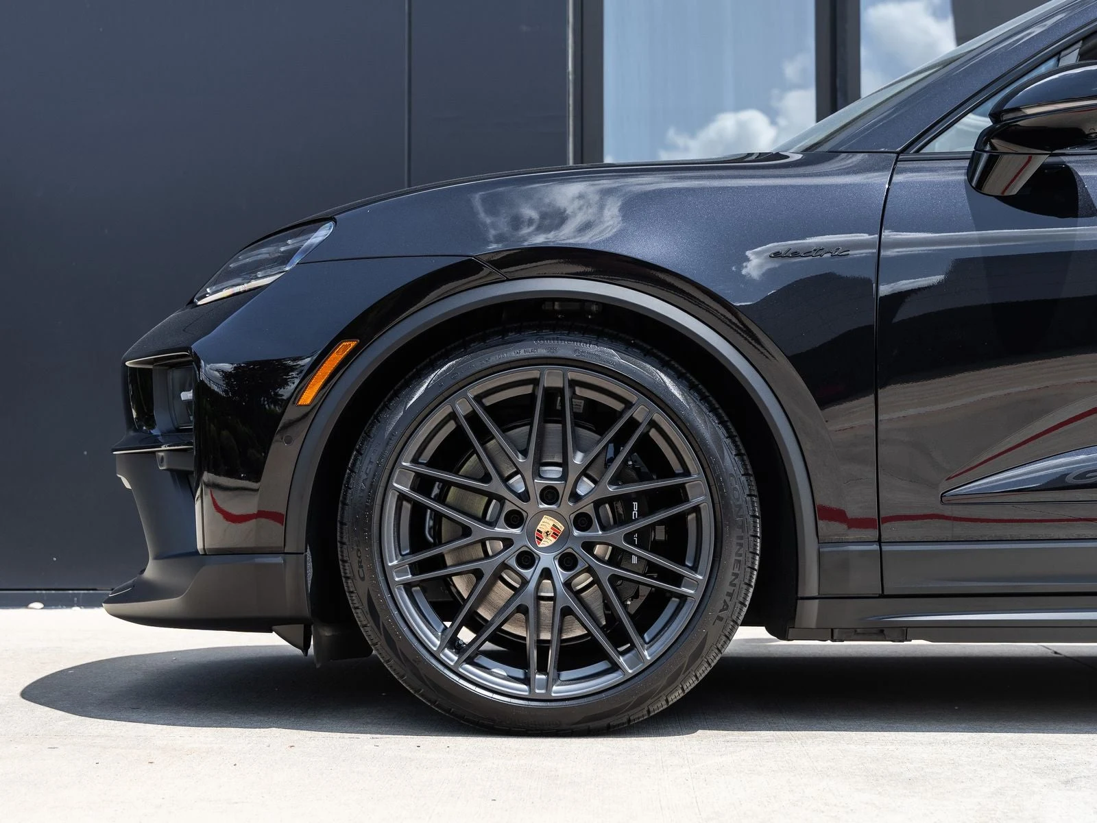 2026 Porsche Macan GTS Electric (XAB), 13/20