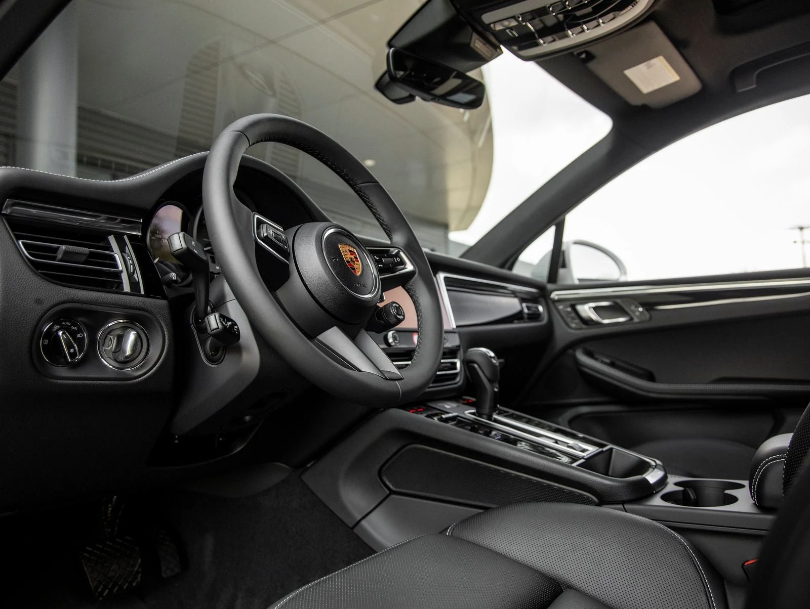 2026 Porsche Macan S (95B), 4/20