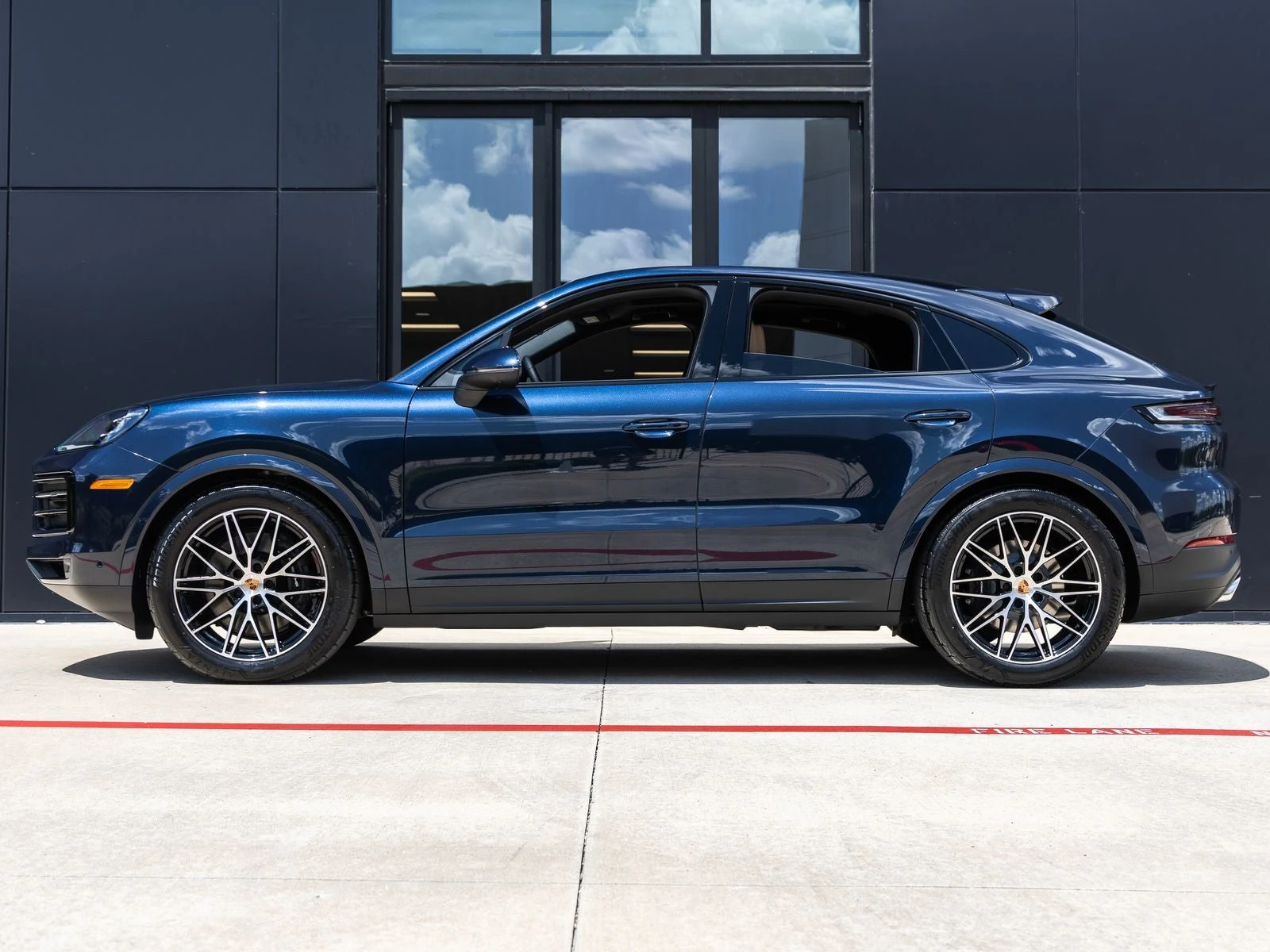 2026 Porsche Cayenne Coupé (3rd Generation), 2/20
