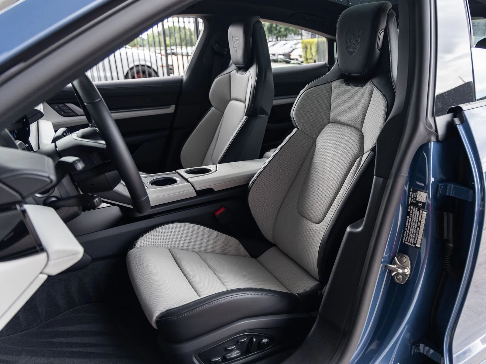 2026 Porsche Taycan 4 Sedan (2025 Update), 5/20
