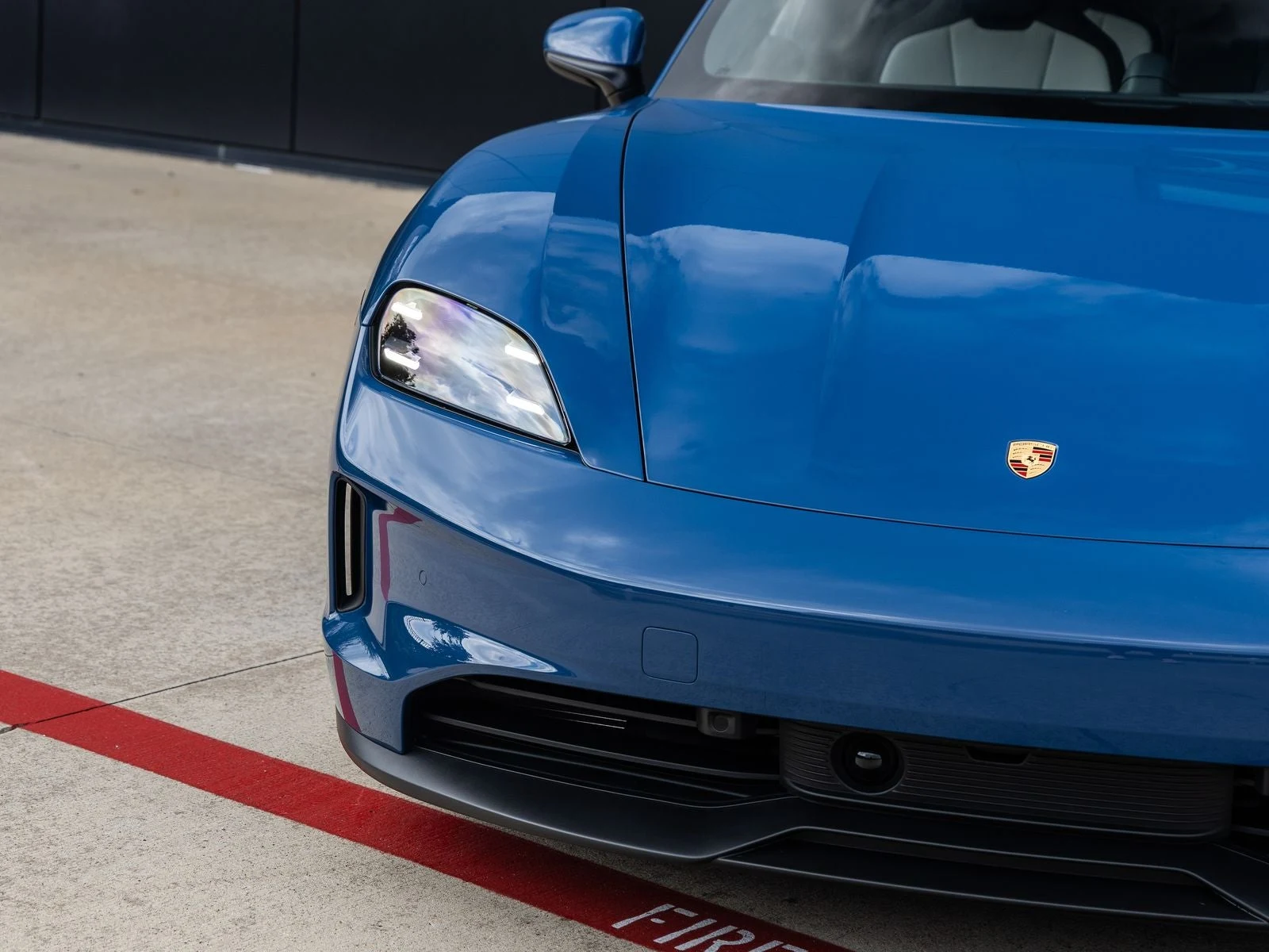 2026 Porsche Taycan 4 Sedan (2025 Update), 20/20