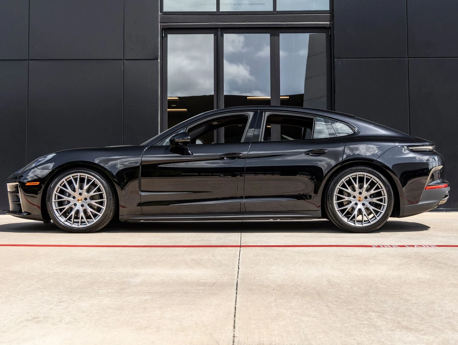 2026 Porsche Panamera 4 (976), 2/20