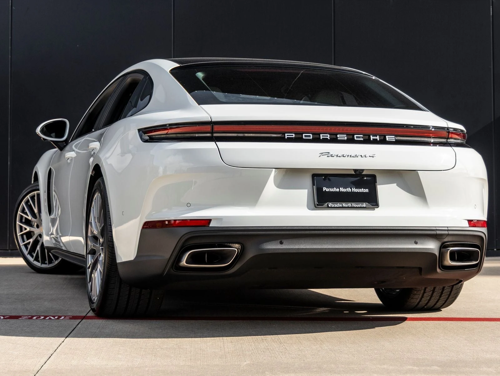 2026 Porsche Panamera 4 (976), 3/20