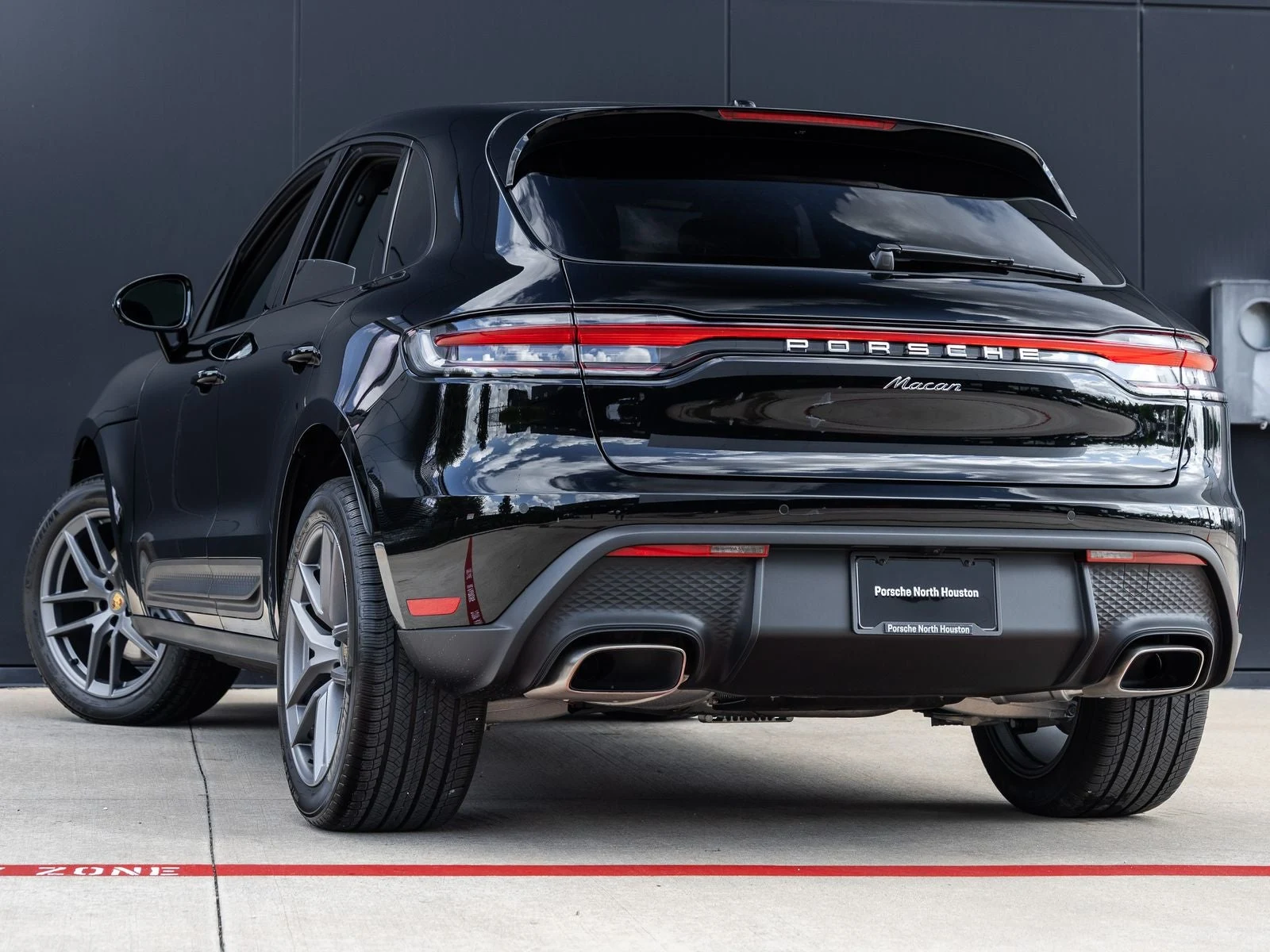 2026 Porsche Macan (95B), 3/20