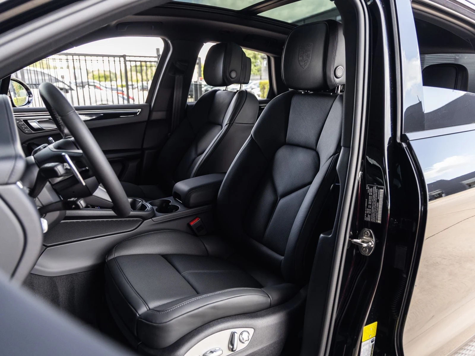 2026 Porsche Macan (95B), 5/20