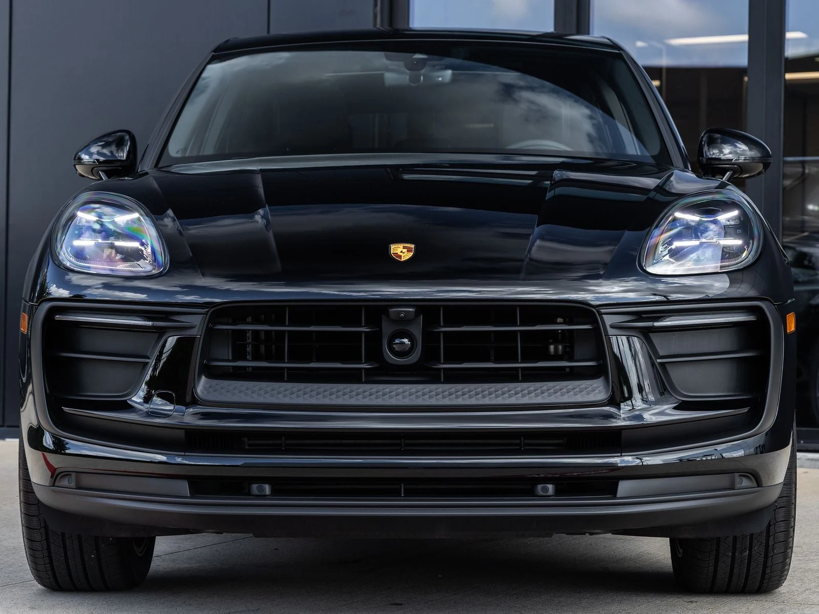 2026 Porsche Macan (95B), 8/20