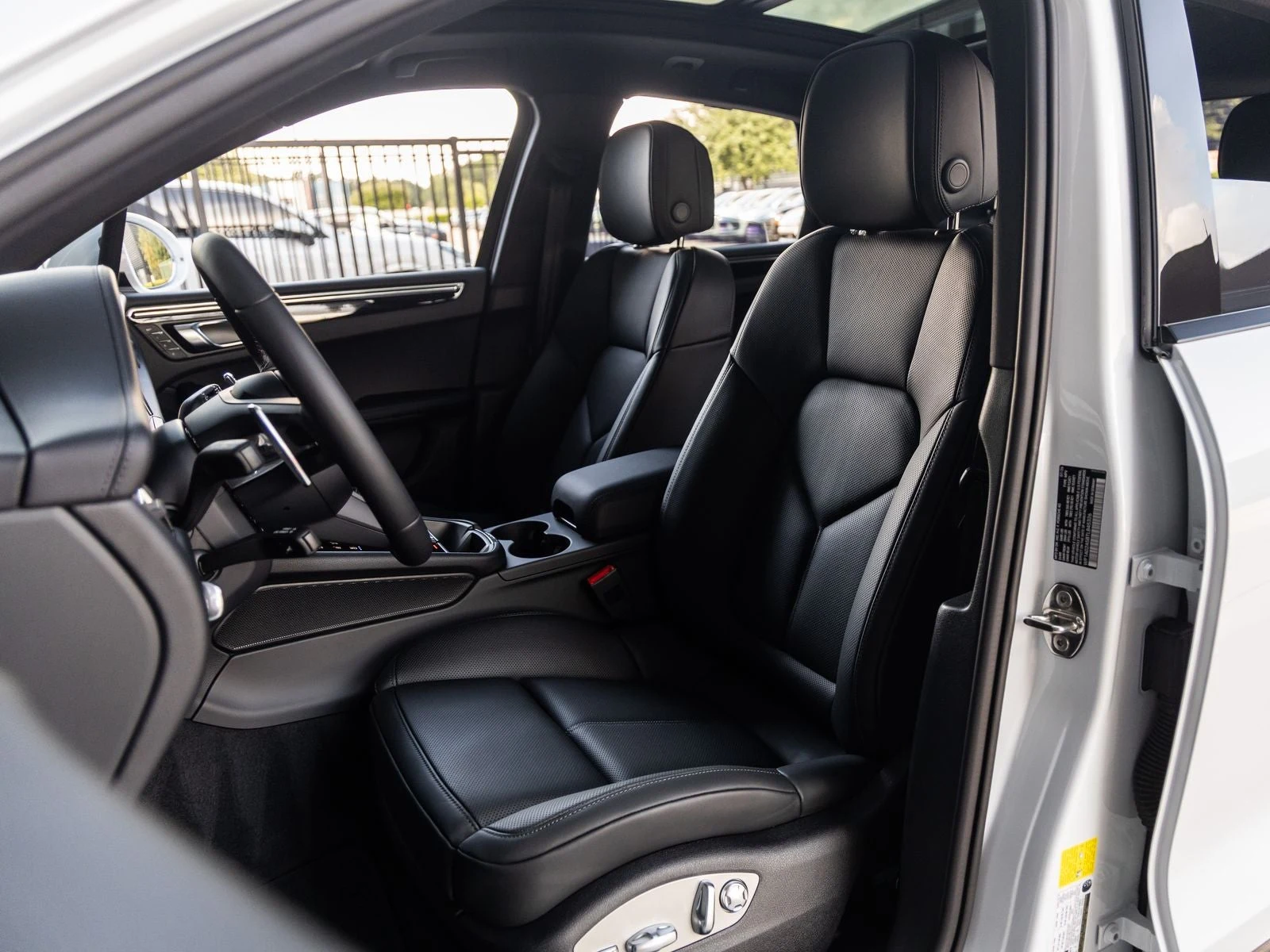 2026 Porsche Macan S (95B), 5/20