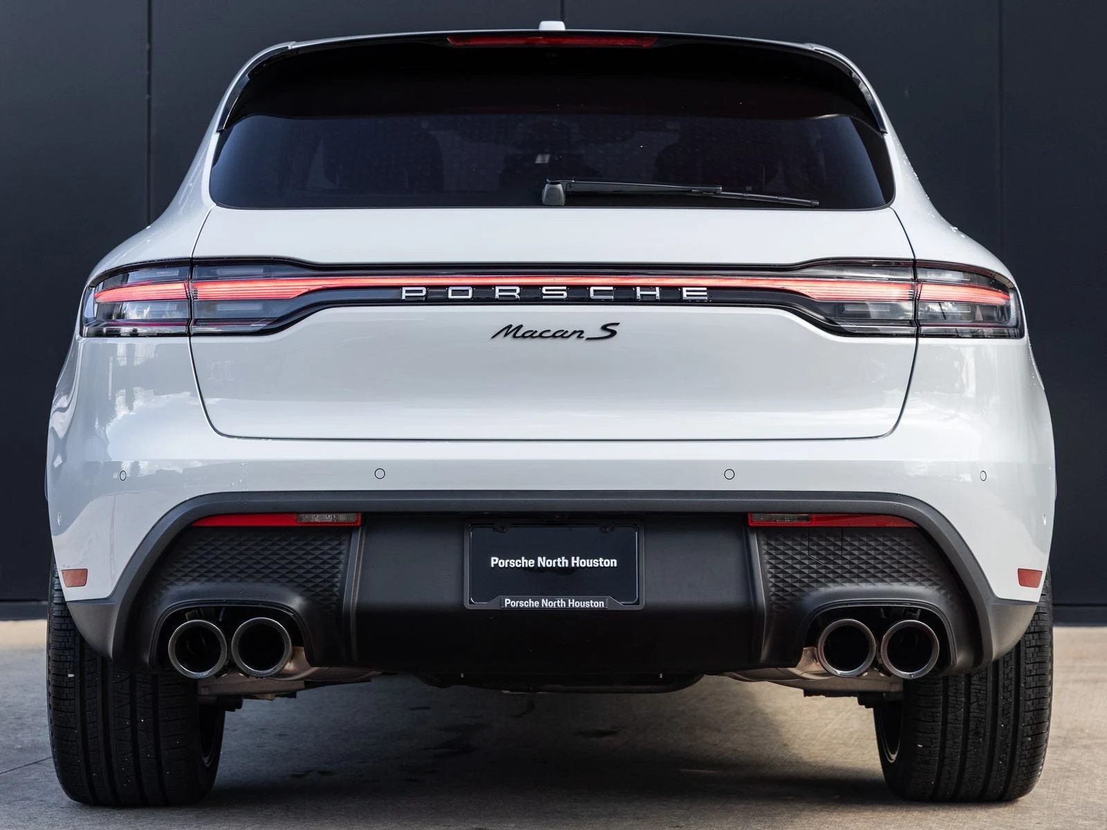 2026 Porsche Macan S (95B), 10/20