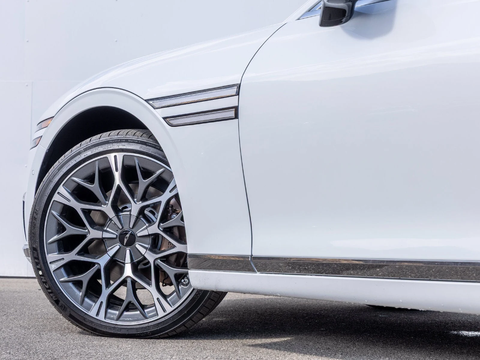 2026 Genesis G90 3.5T e-SC (RS4), 10/20