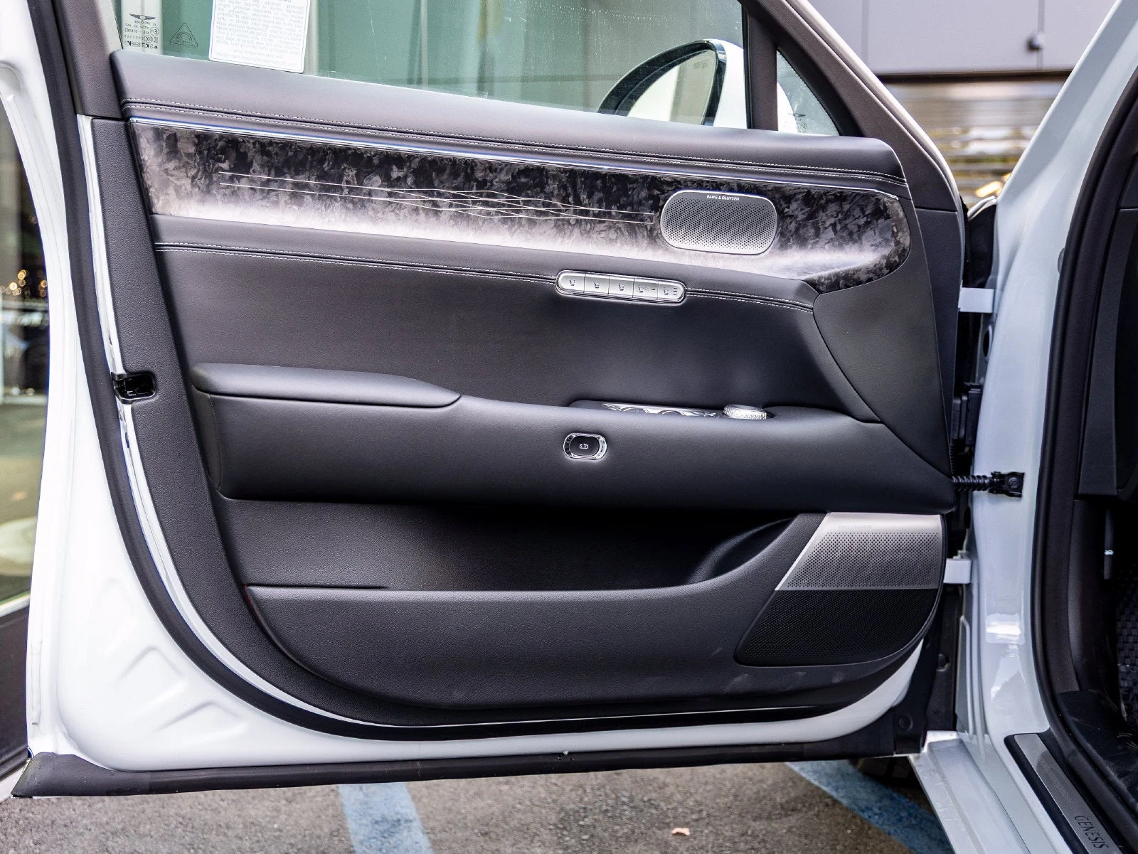 2026 Genesis G90 3.5T e-SC (RS4), 15/20