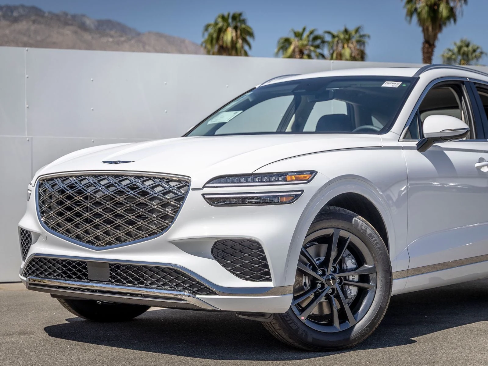 2027 Genesis GV70 2.5T Select (2024 Update), 2/20