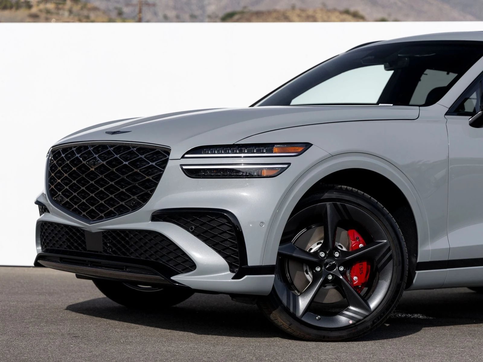 2027 Genesis GV70 3.5T Prestige Graphite (2024 Update), 2/20