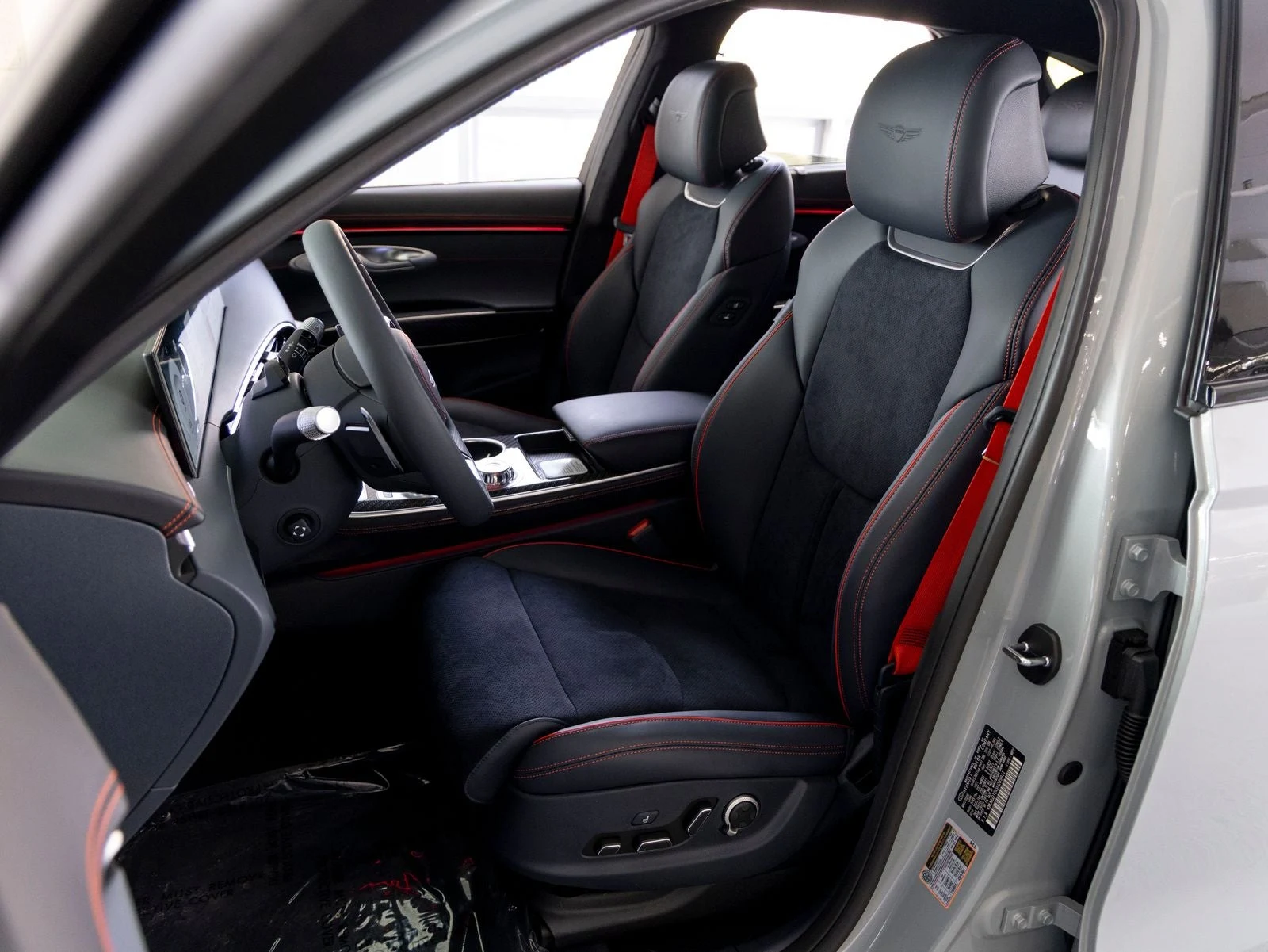 2027 Genesis GV70 3.5T Prestige Graphite (2024 Update), 10/20