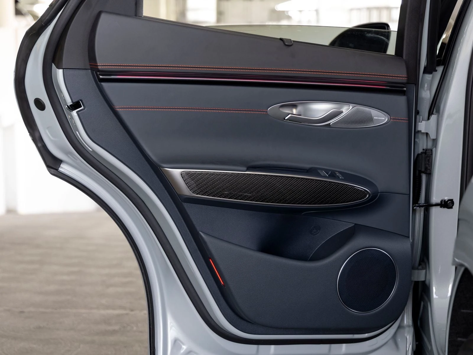 2027 Genesis GV70 3.5T Prestige Graphite (2024 Update), 18/20