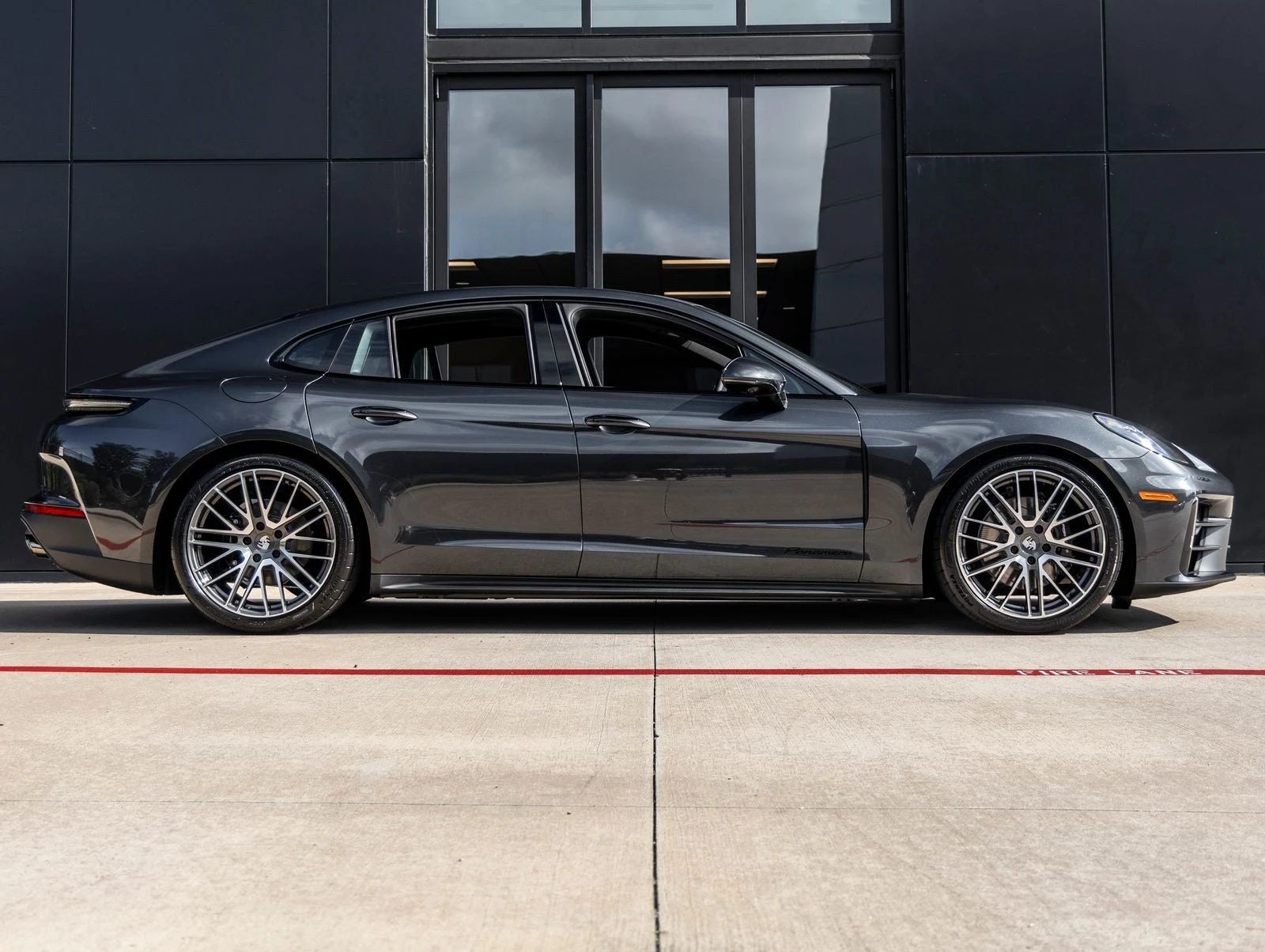 2026 Porsche Panamera (976), 12/20