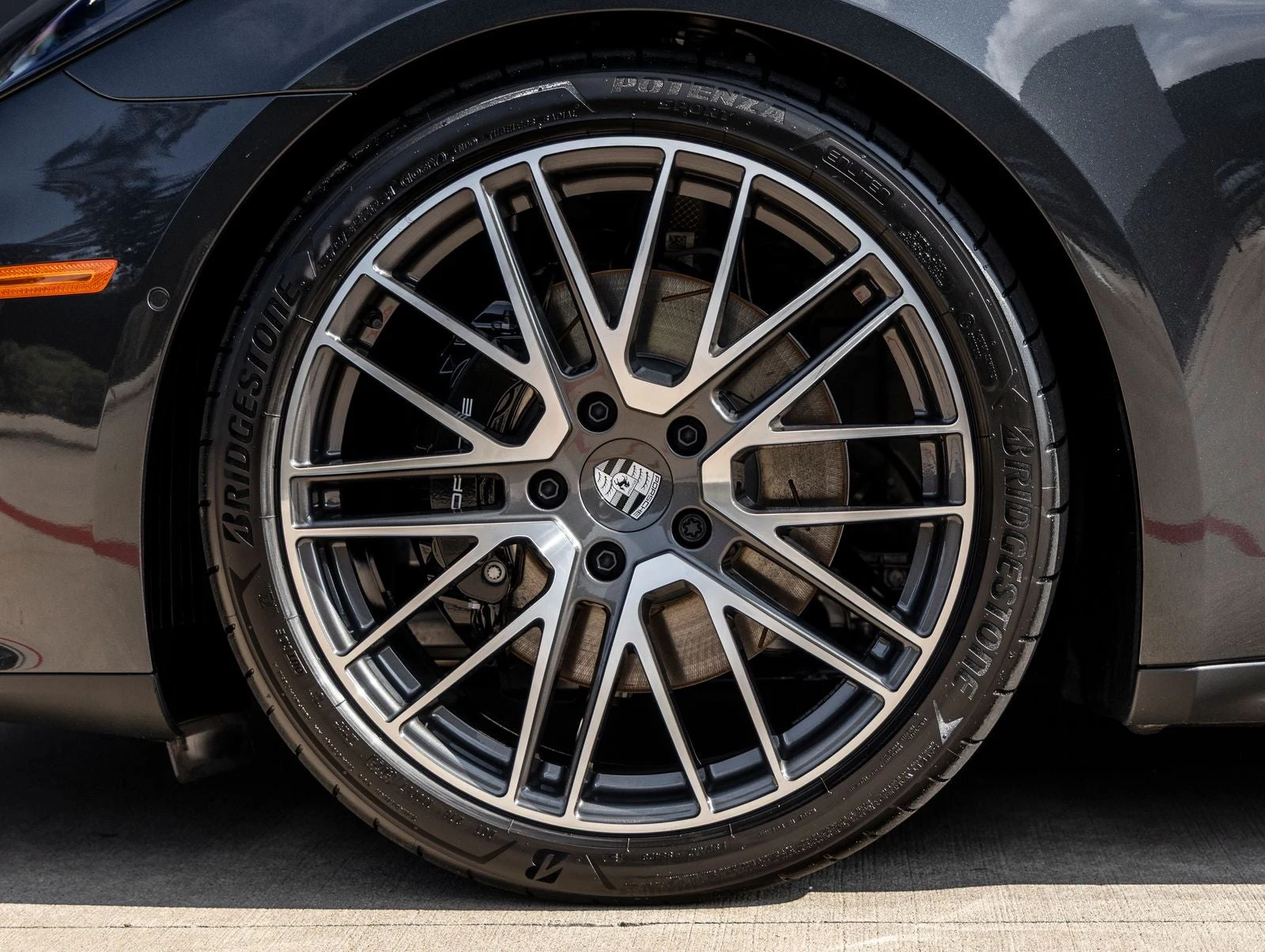 2026 Porsche Panamera (976), 15/20