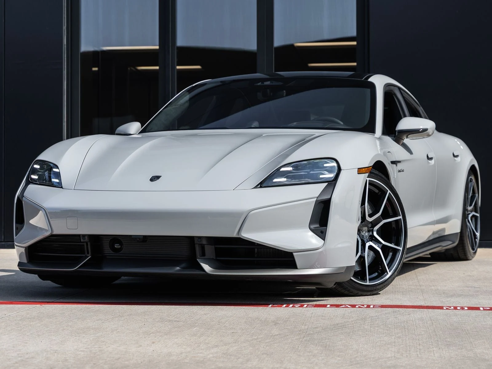 Porsche Taycan Turbo S (2025 Update) · Chalk · Indigo Auto Group