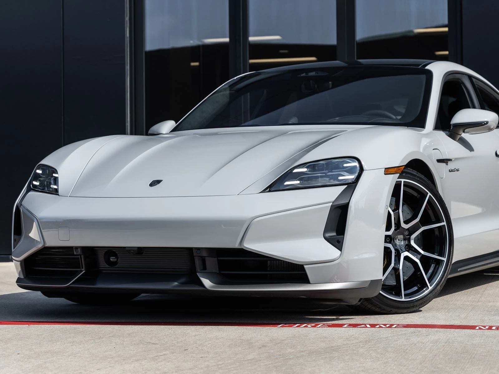 2026 Porsche Taycan Turbo S (2025 Update), 7/20