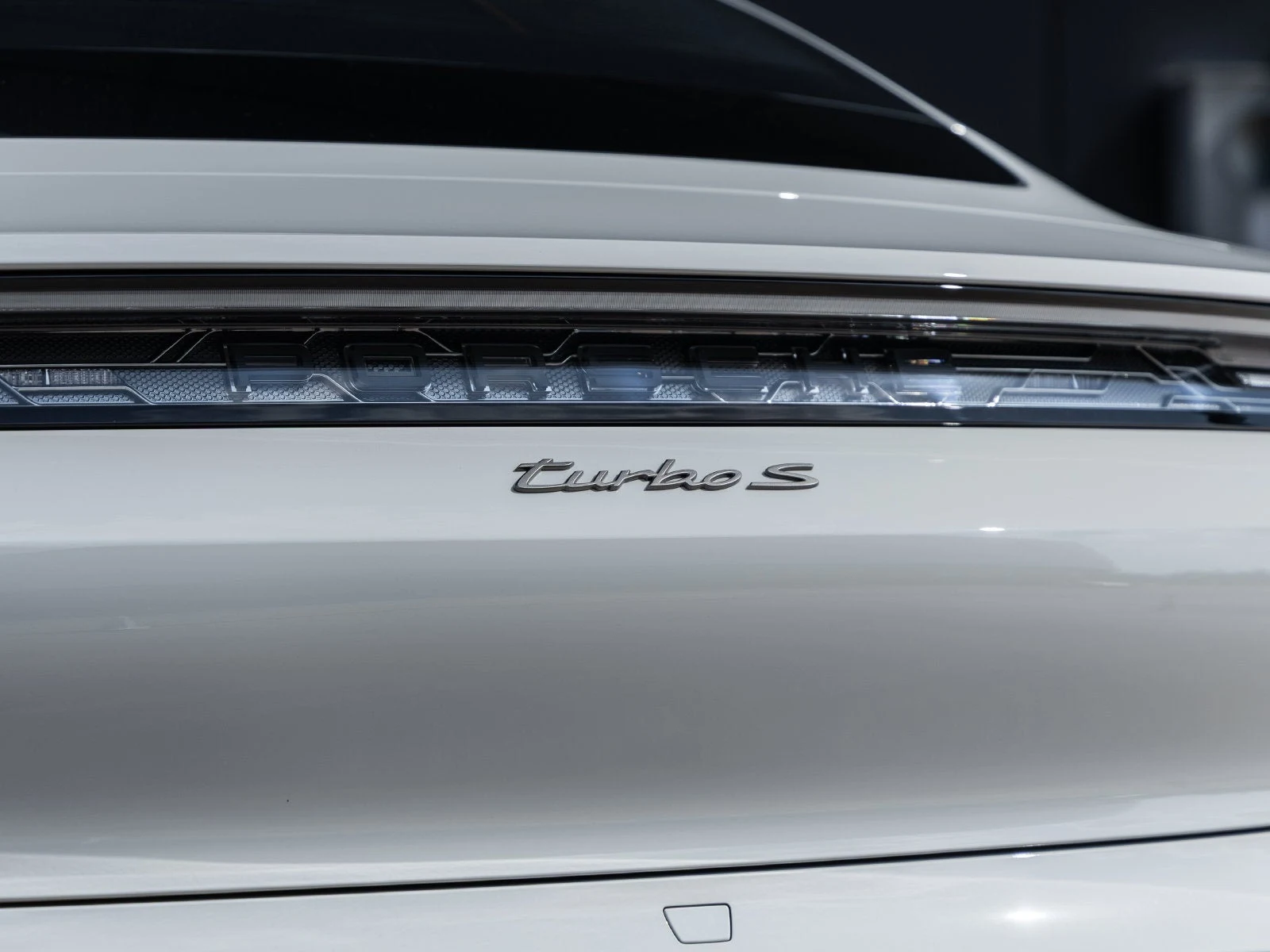 2026 Porsche Taycan Turbo S (2025 Update), 15/20