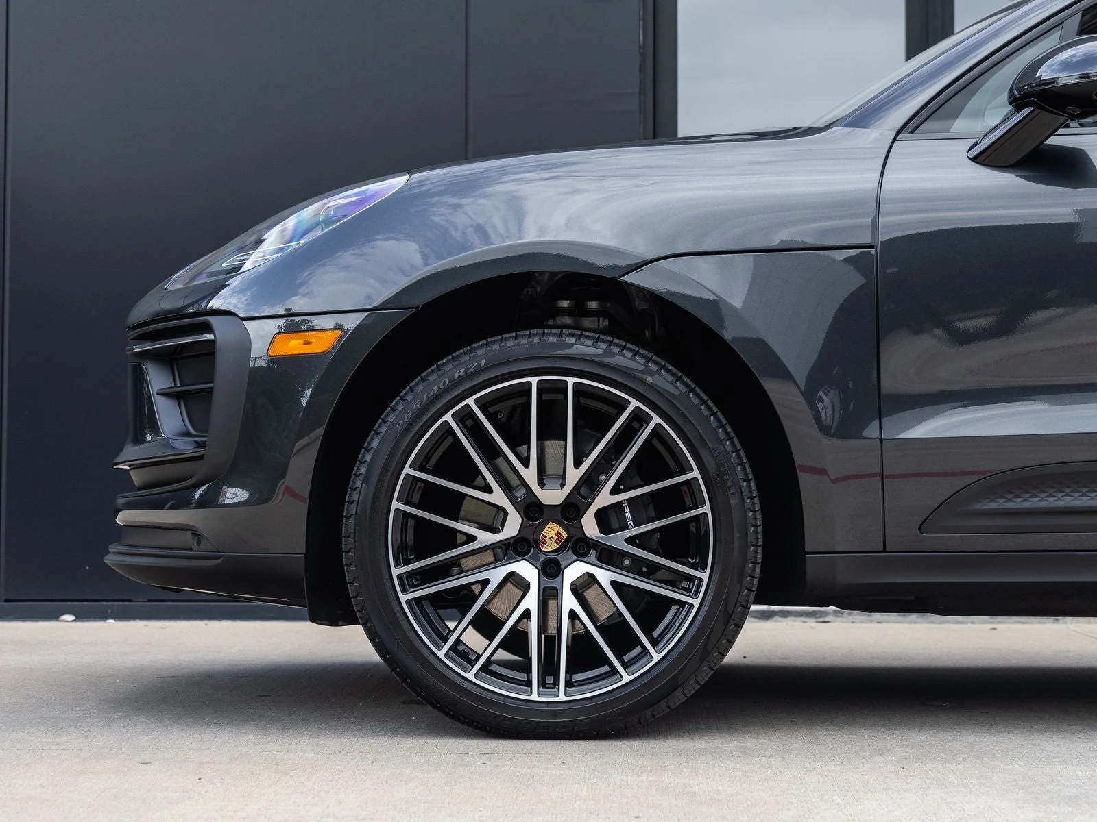 2026 Porsche Macan (95B), 13/20