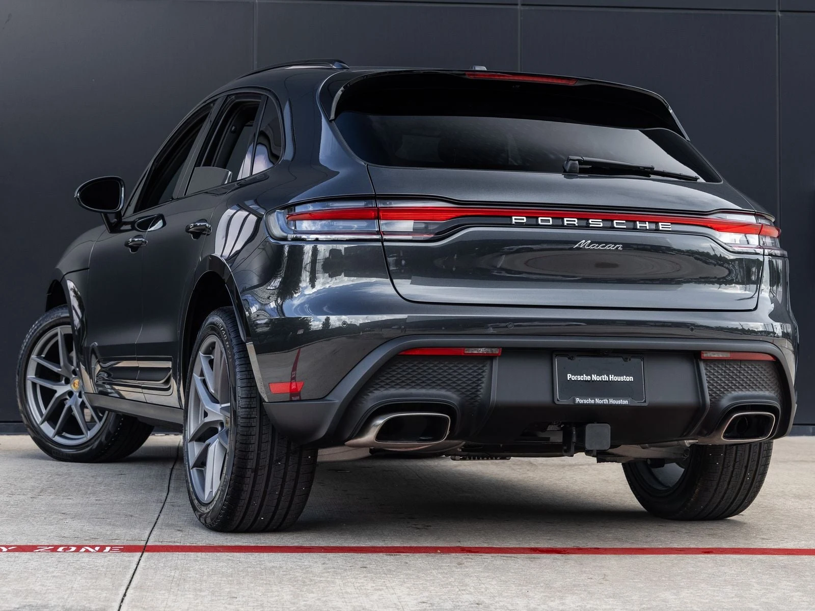 2026 Porsche Macan (95B), 3/20
