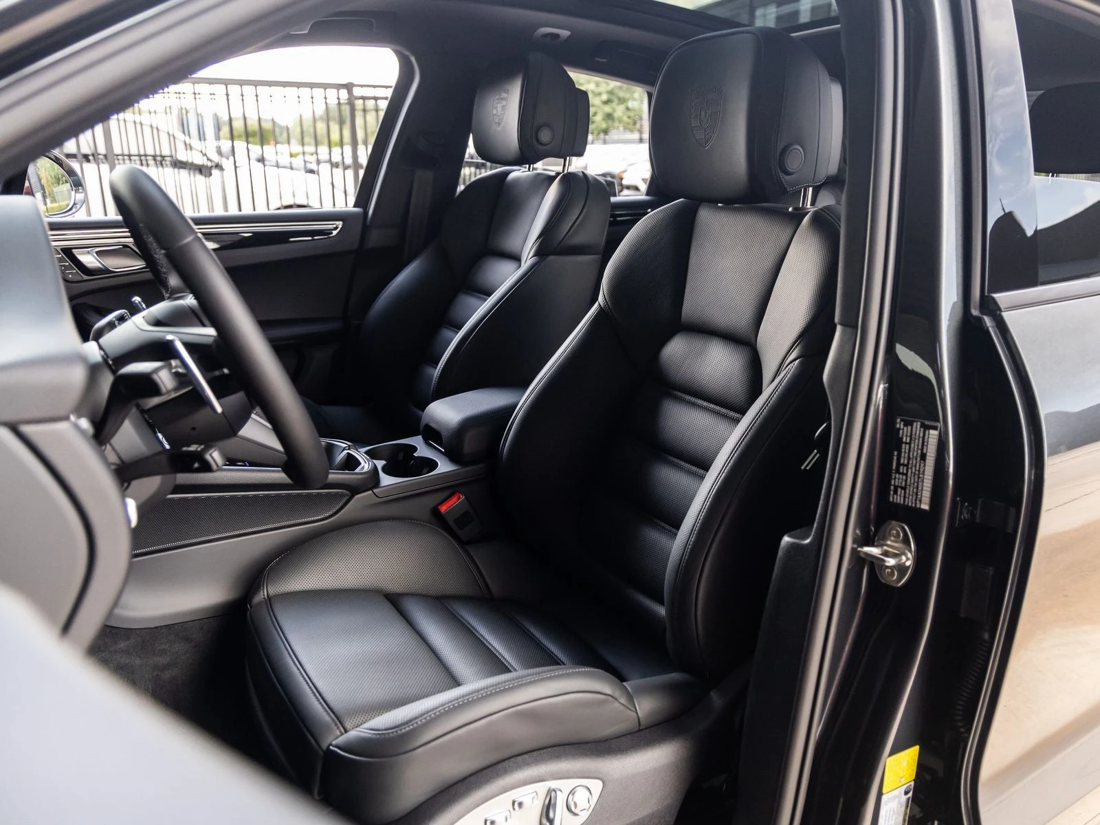 2026 Porsche Macan (95B), 5/20
