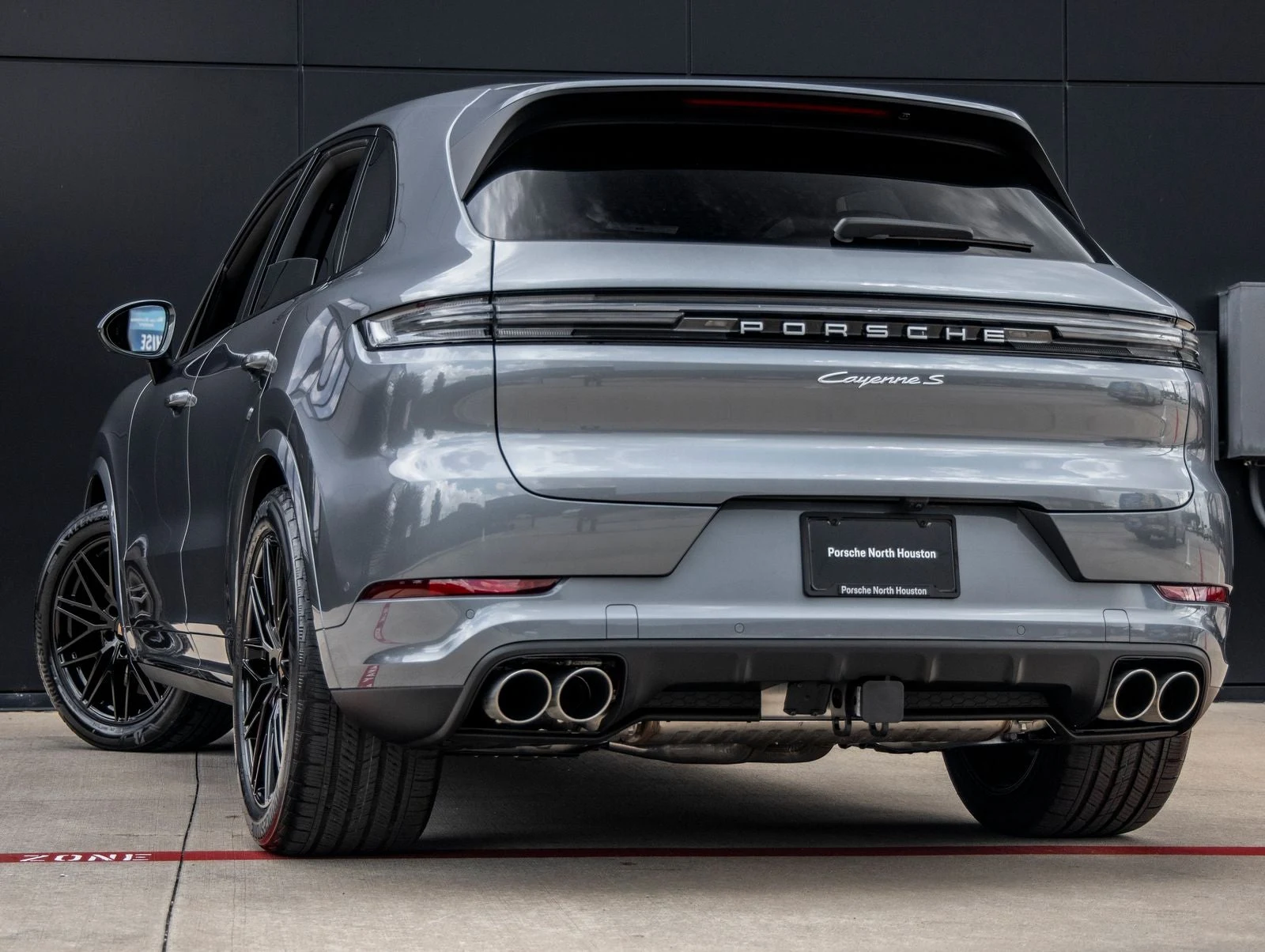 2026 Porsche Cayenne S (3rd Generation), 3/20