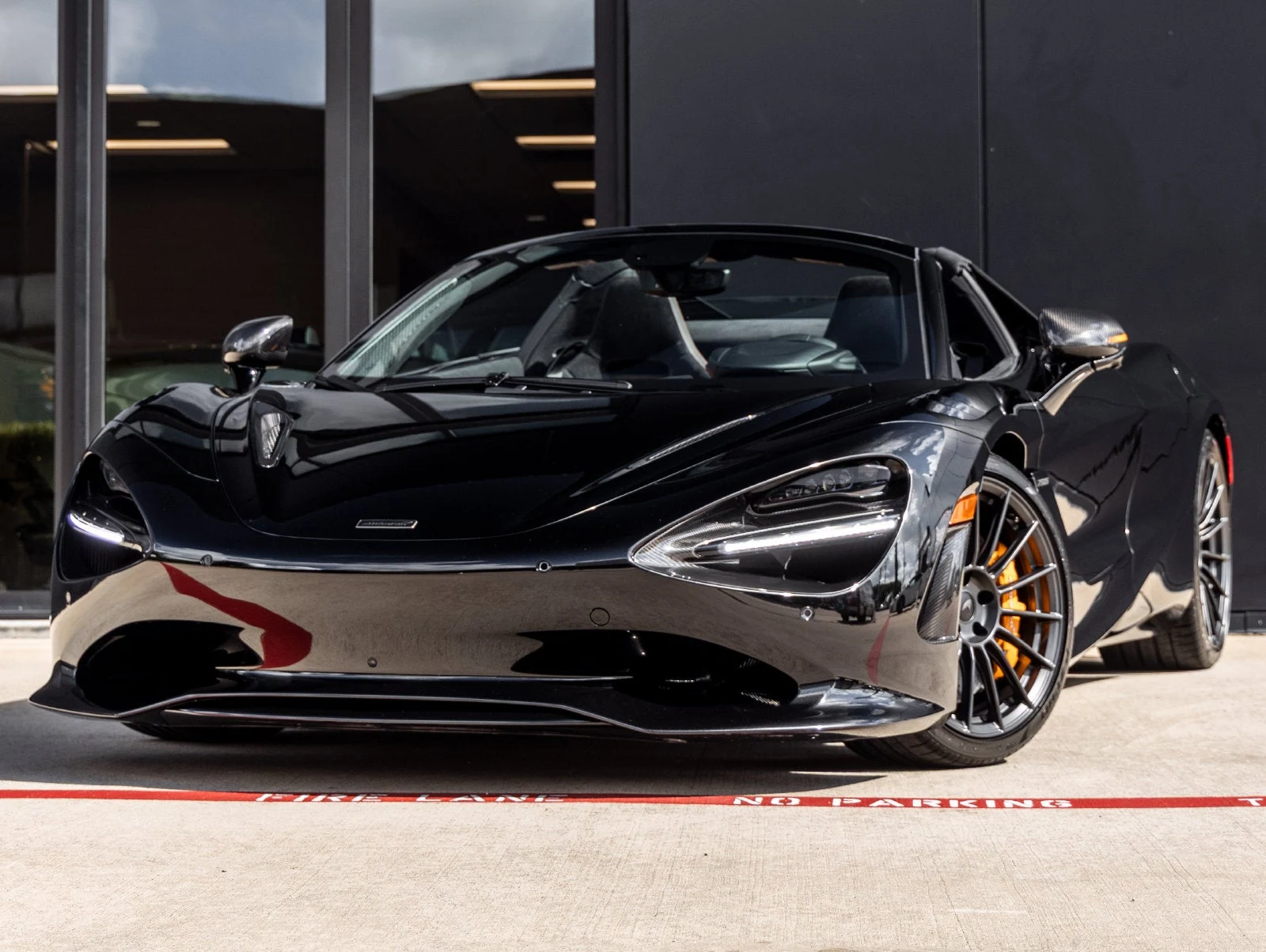 McLaren 750S Spider · Onyx Black · Indigo Auto Group