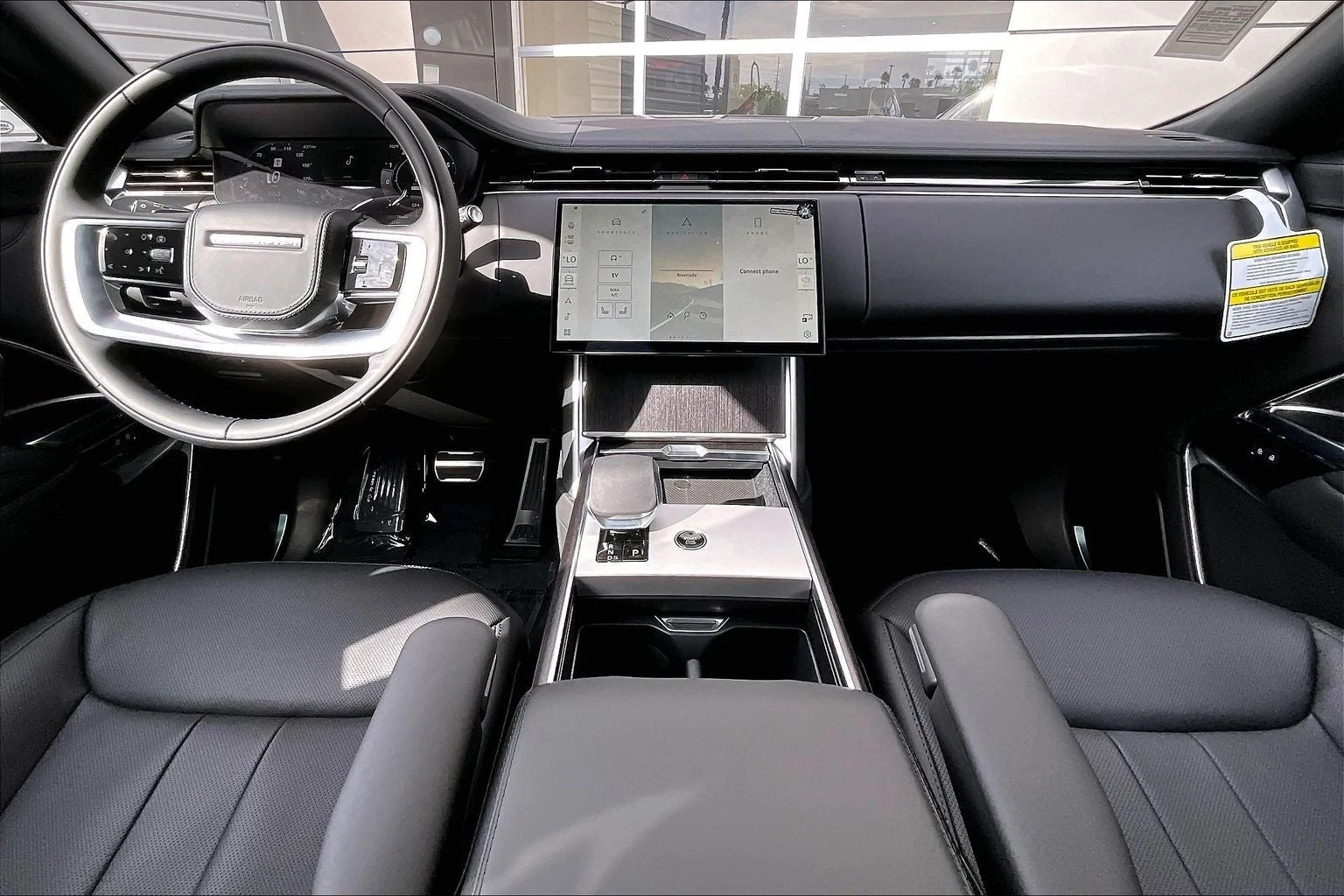 2026 Land Rover Range Rover Plug-In Hybrid SE (L460), 5/14