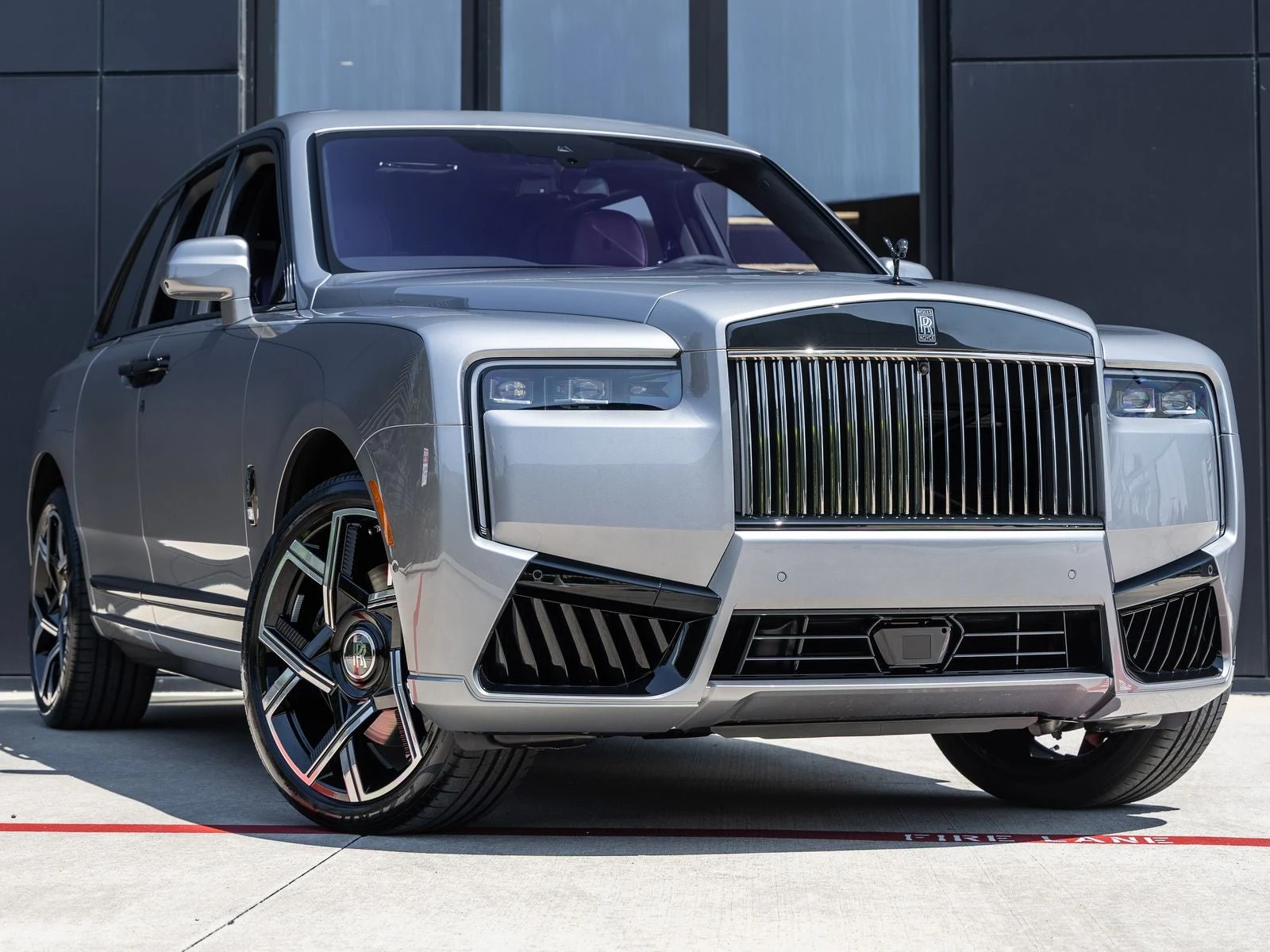 2027 Rolls-Royce Cullinan Black Badge Series II, 5/20