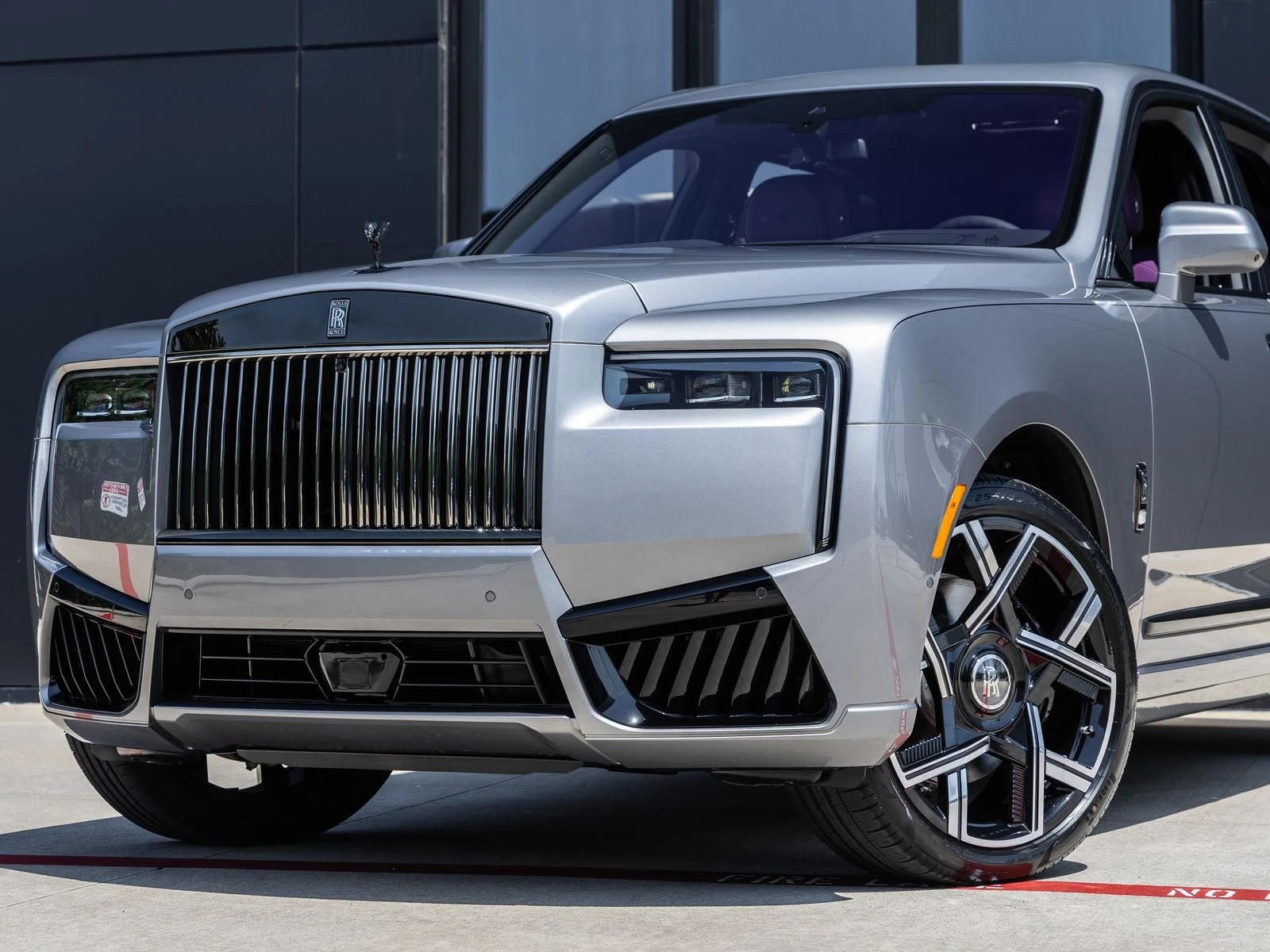 2027 Rolls-Royce Cullinan Black Badge Series II, 6/20