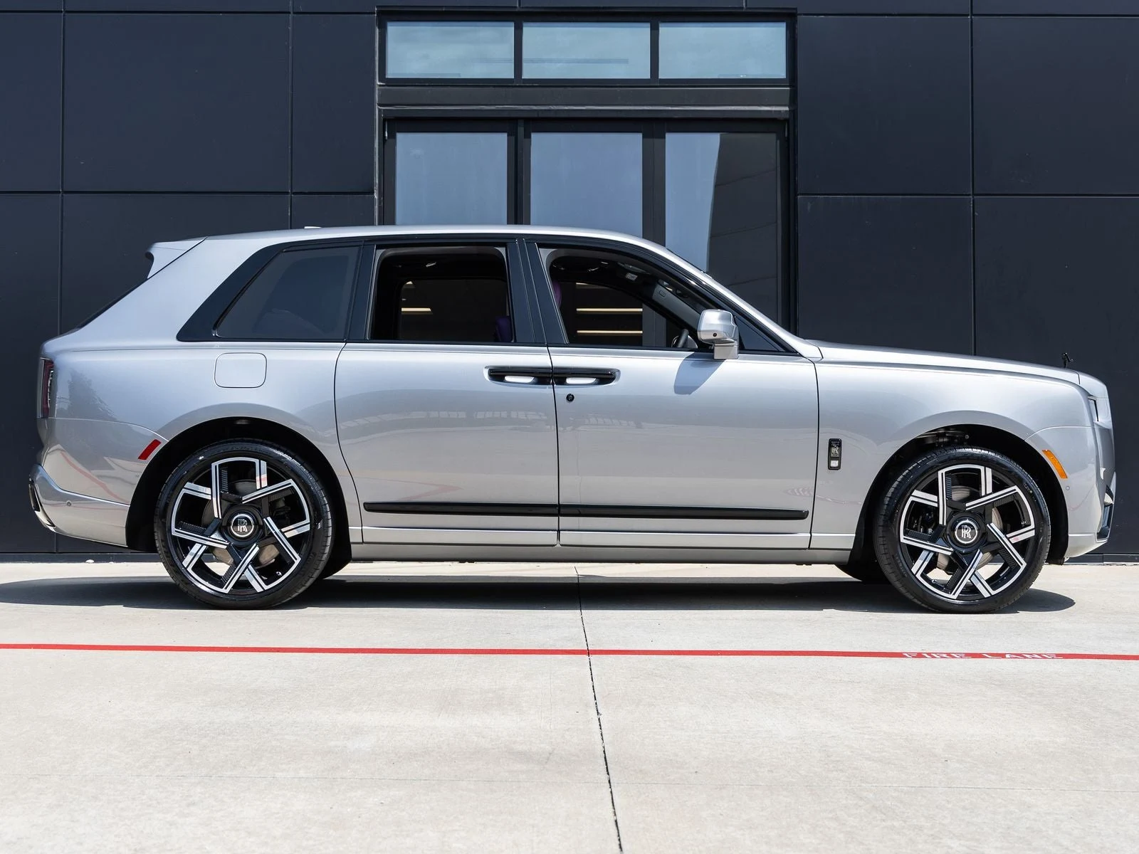 2027 Rolls-Royce Cullinan Black Badge Series II, 12/20