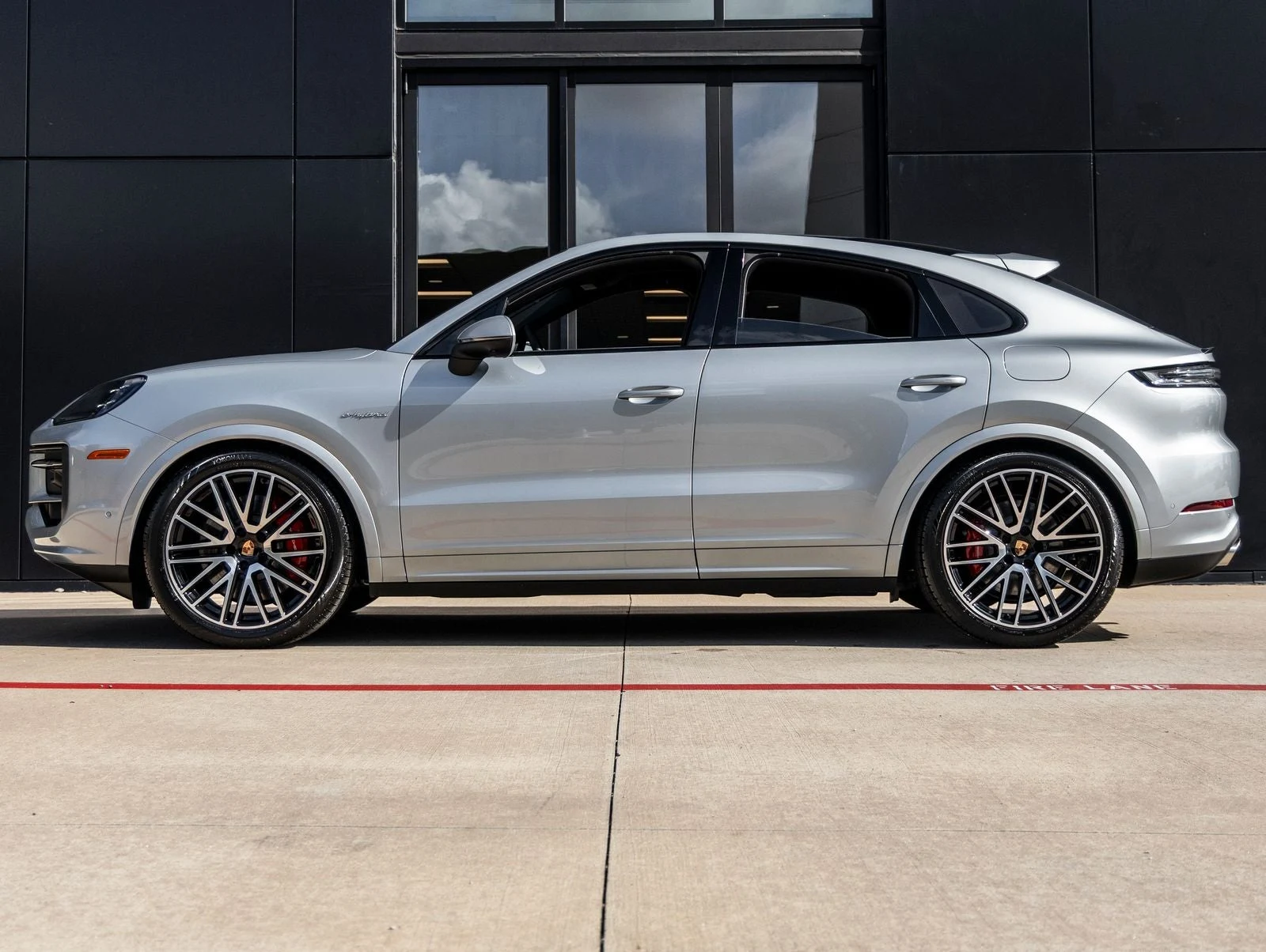 2026 Porsche Cayenne S E-Hybrid Coupé (3rd Generation), 2/20