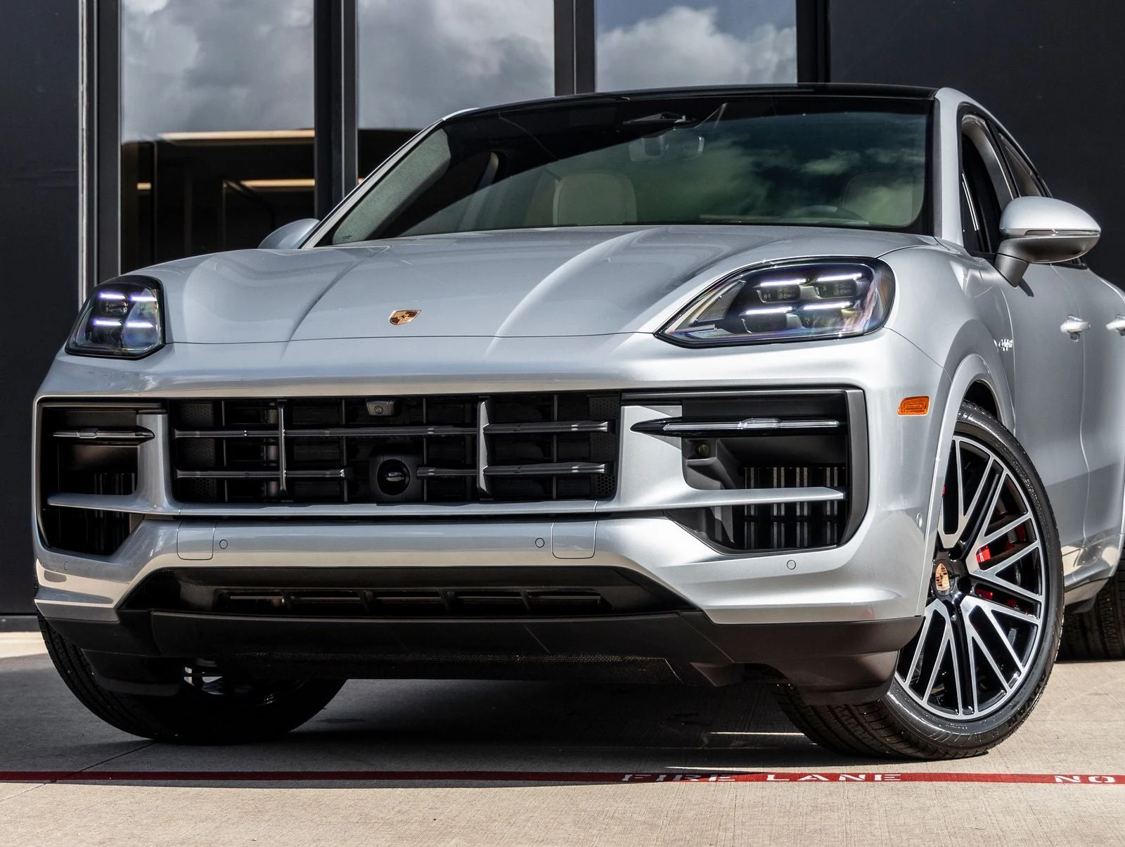 2026 Porsche Cayenne S E-Hybrid Coupé (3rd Generation), 7/20