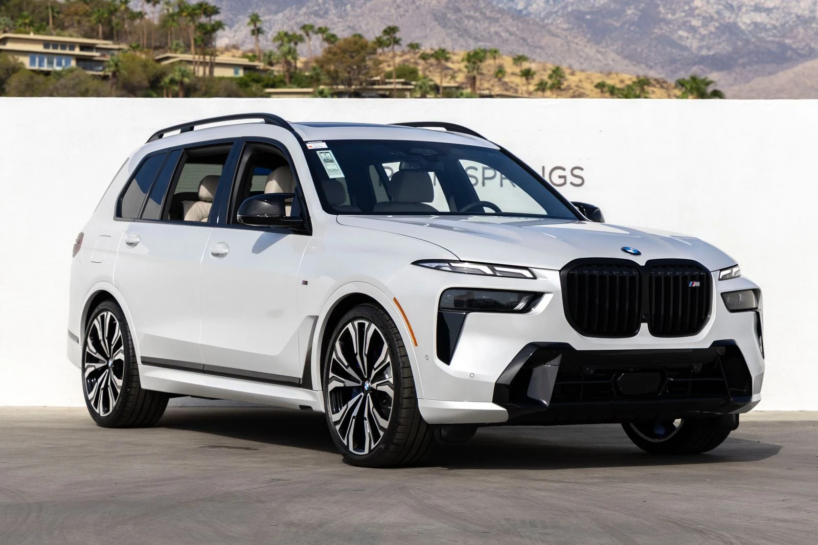 2027 BMW X7 M60i, 2/20