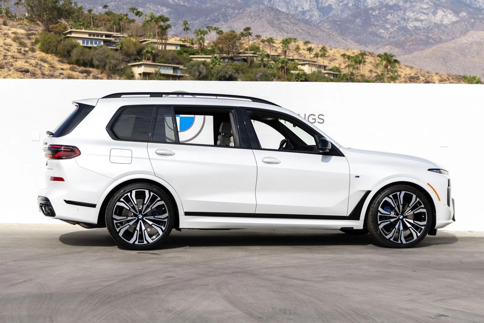 2027 BMW X7 M60i, 5/20