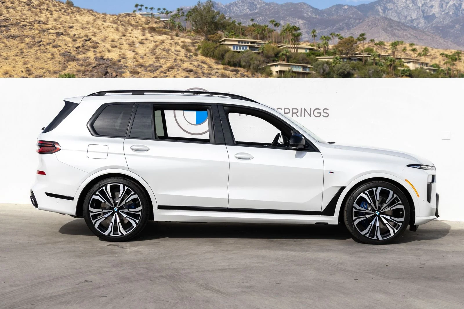 2027 BMW X7 M60i, 6/20