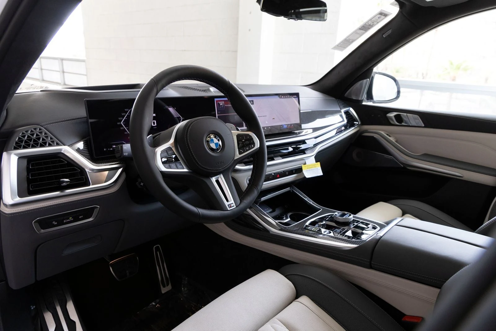2027 BMW X7 M60i, 17/20