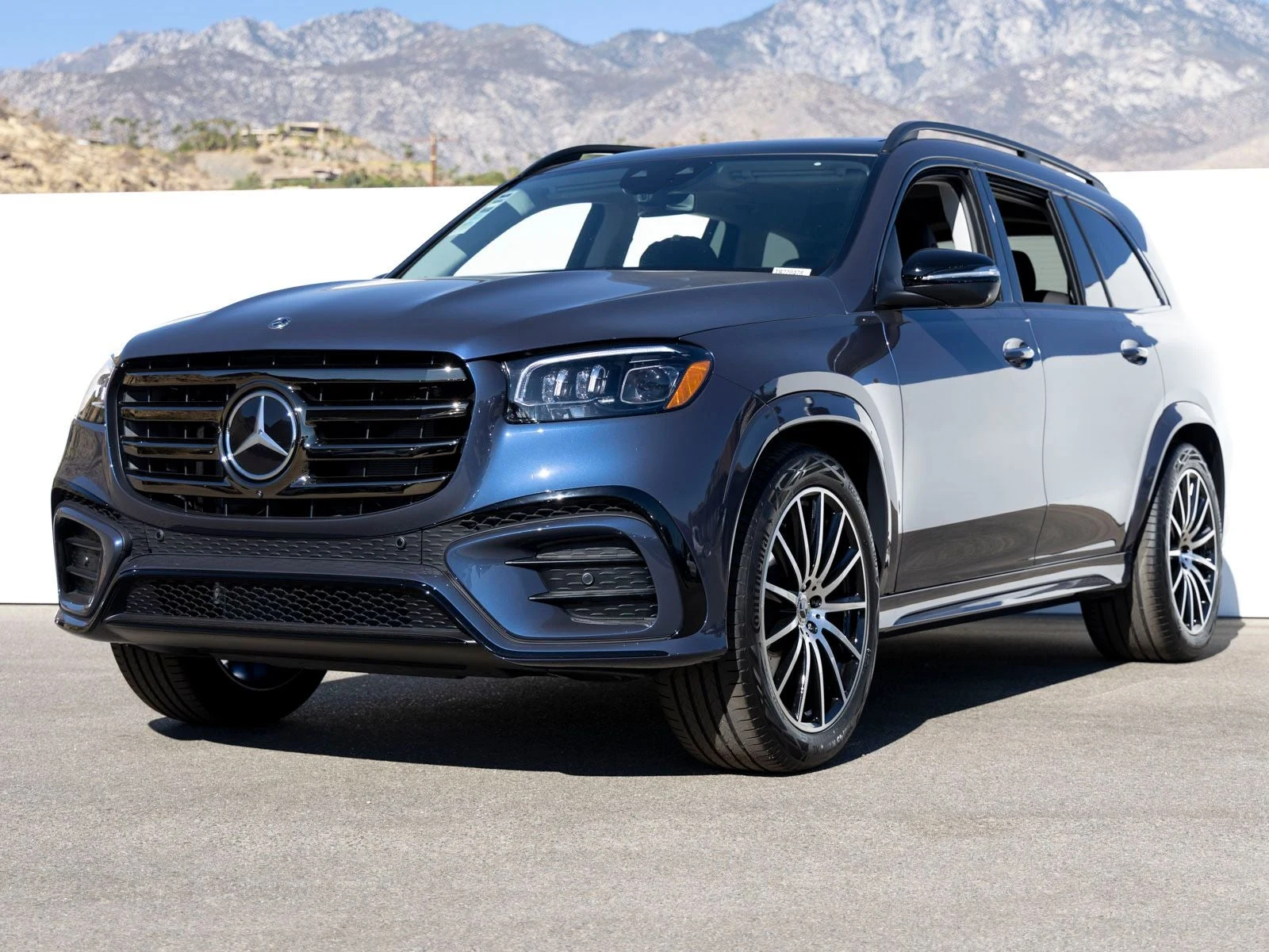 2026 Mercedes-Benz GLS 450 4MATIC (X167), 2/20