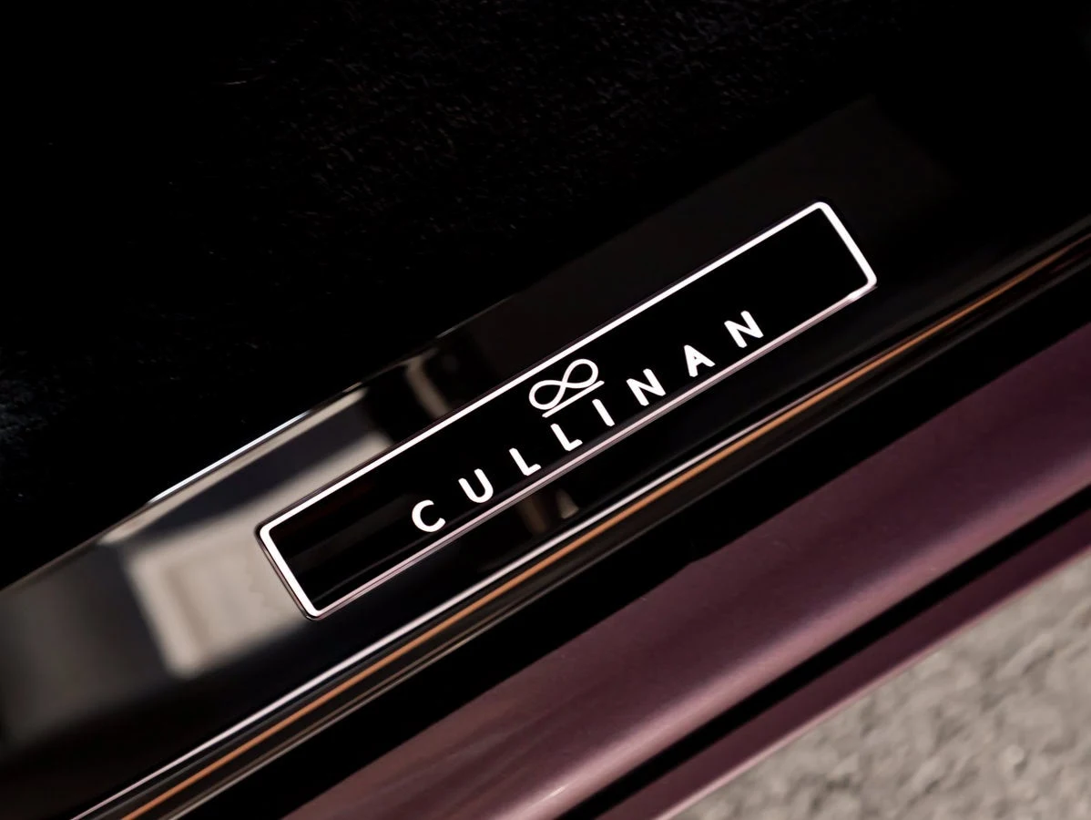 2027 Rolls-Royce Cullinan Black Badge Series II, 9/20