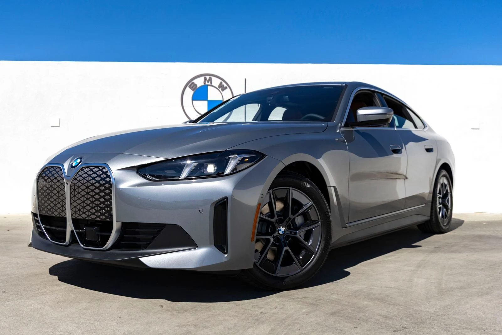 2026 BMW i4 xDrive40 (G26), 8/20