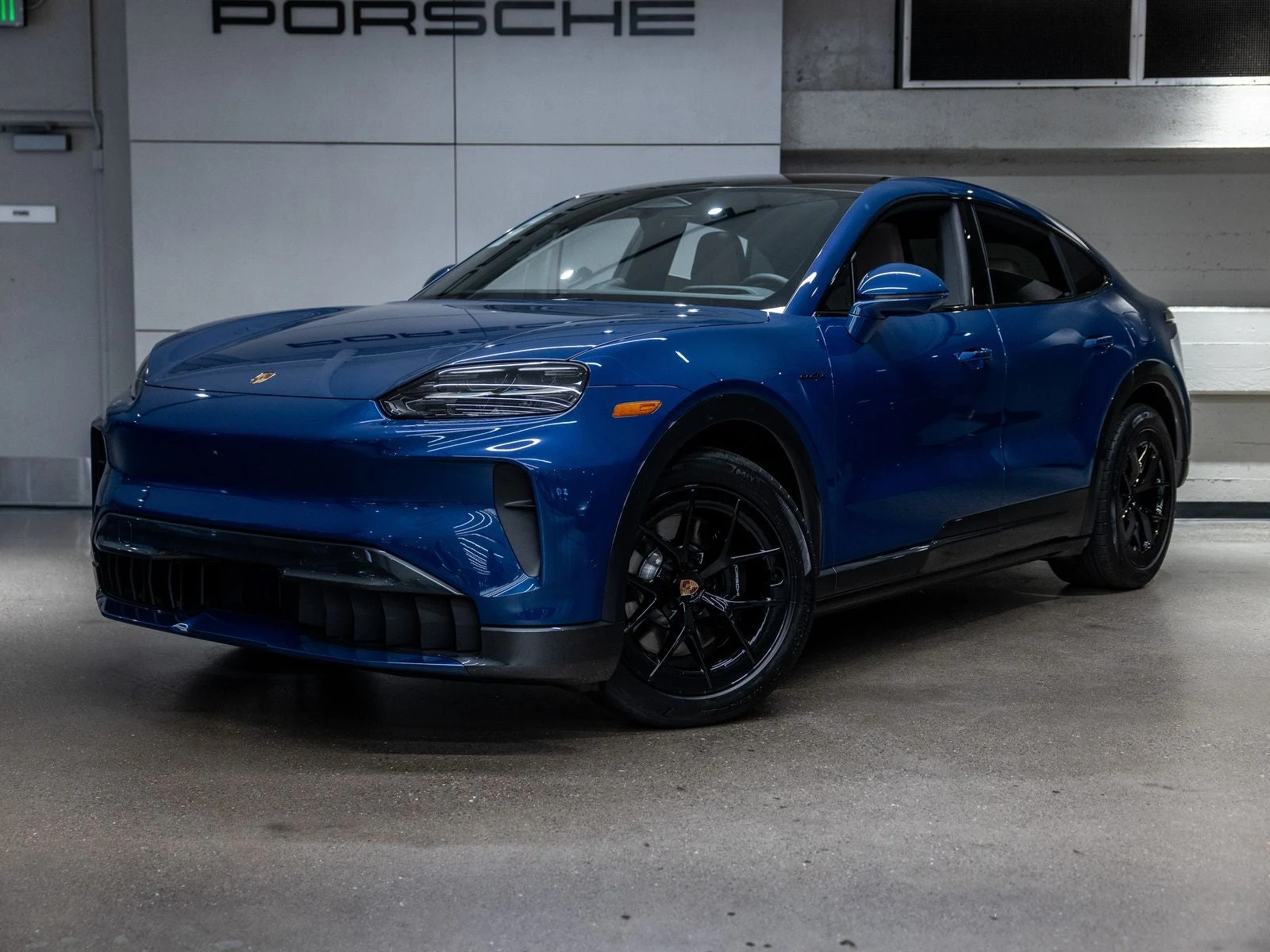 Porsche Cayenne S Coupé Electric (E4) · Blue Metallic · Indigo Auto Group