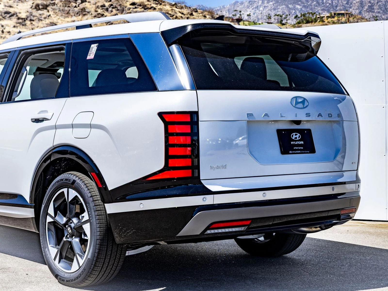 2027 Hyundai Palisade Hybrid Limited (LX3), 8/20